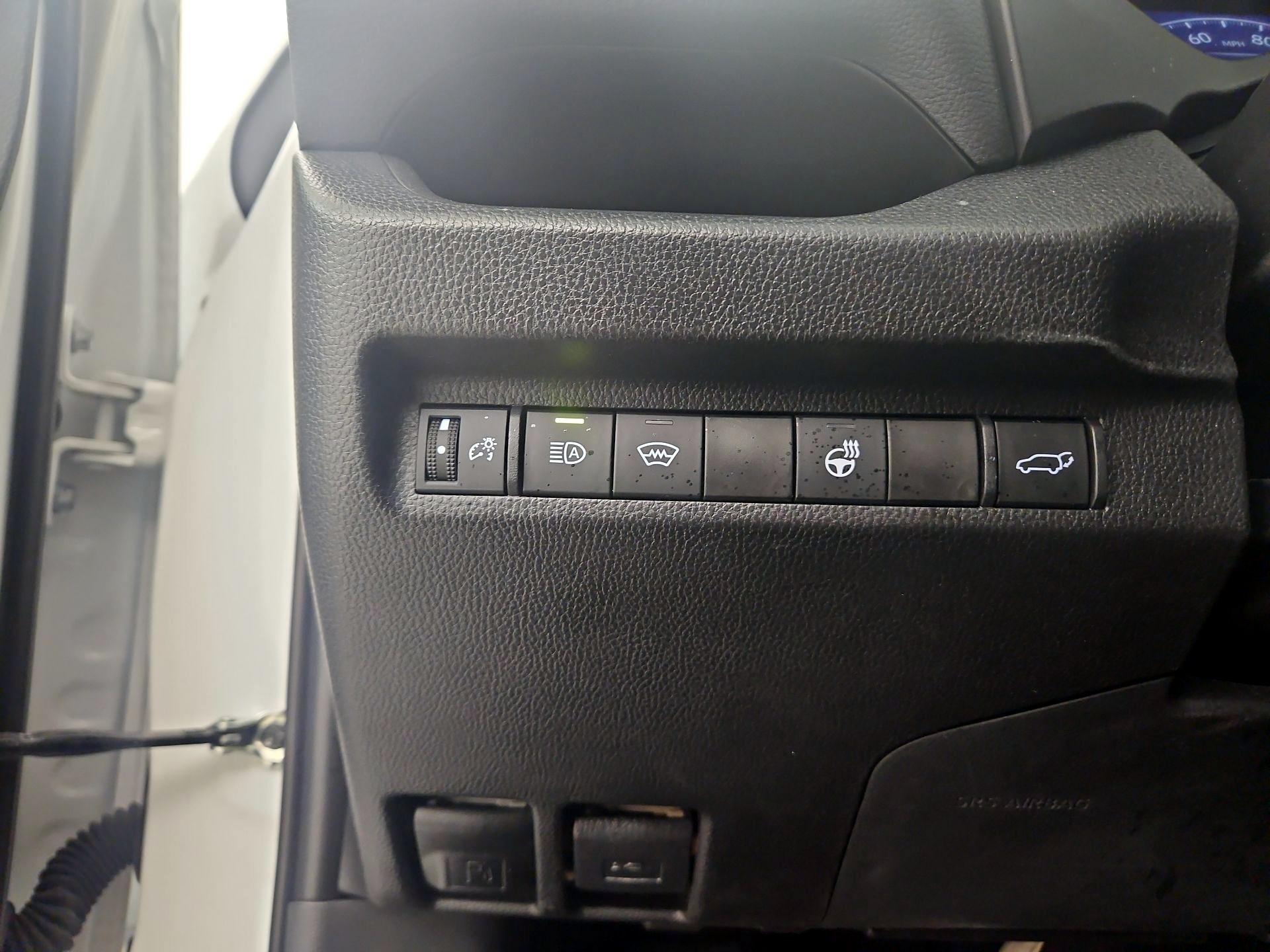 Thumbnail: 2023 Toyota RAV4 - 13