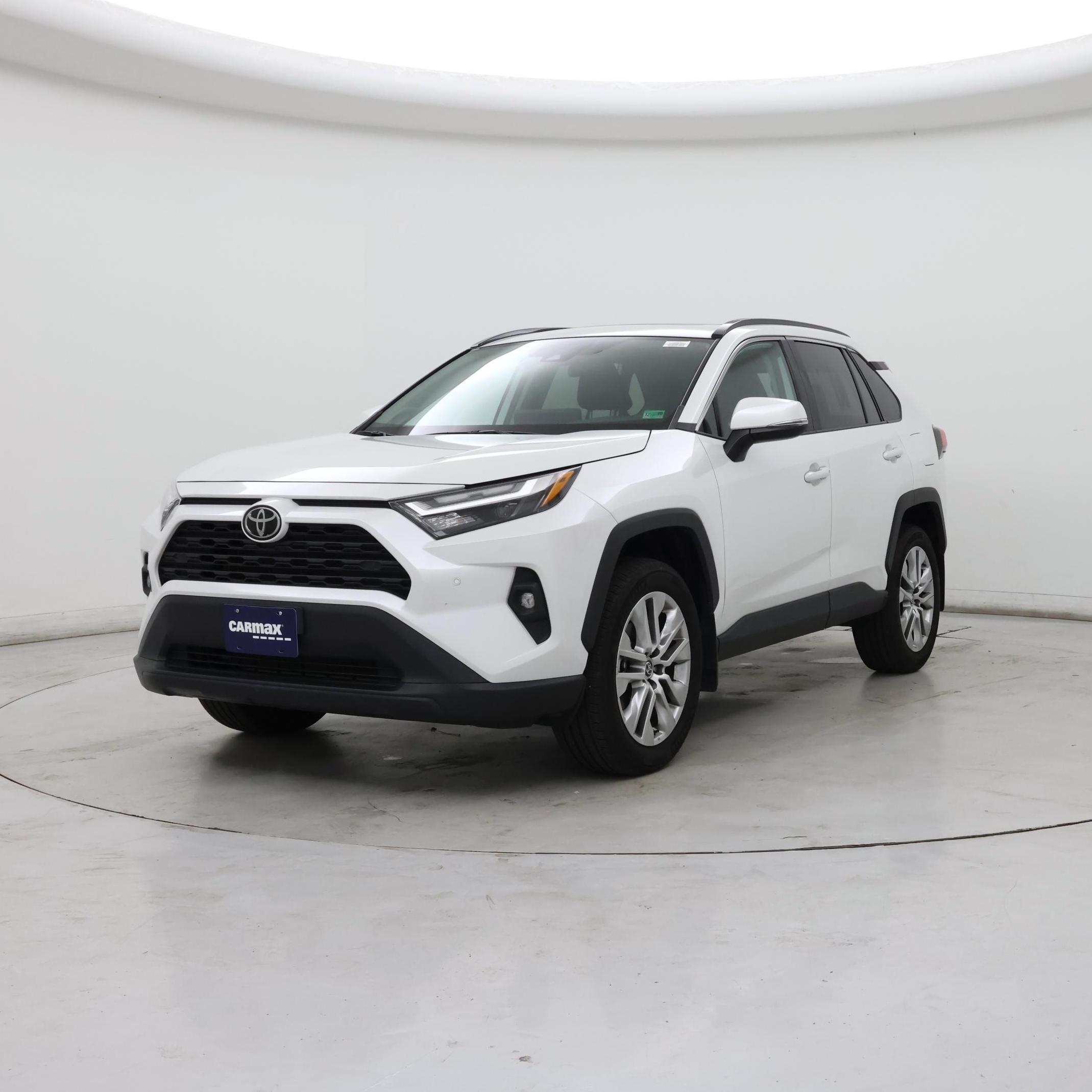 Thumbnail: 2023 Toyota RAV4 - 4
