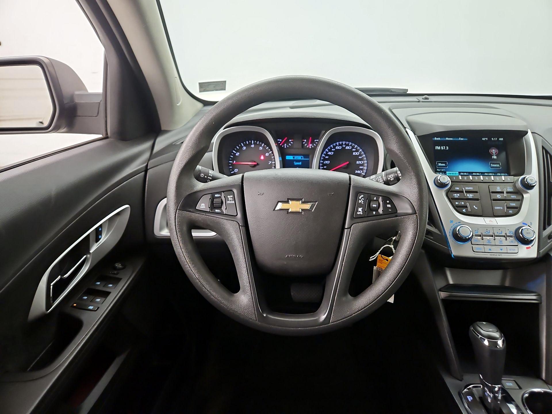 Thumbnail: 2017 Chevrolet Equinox - 10