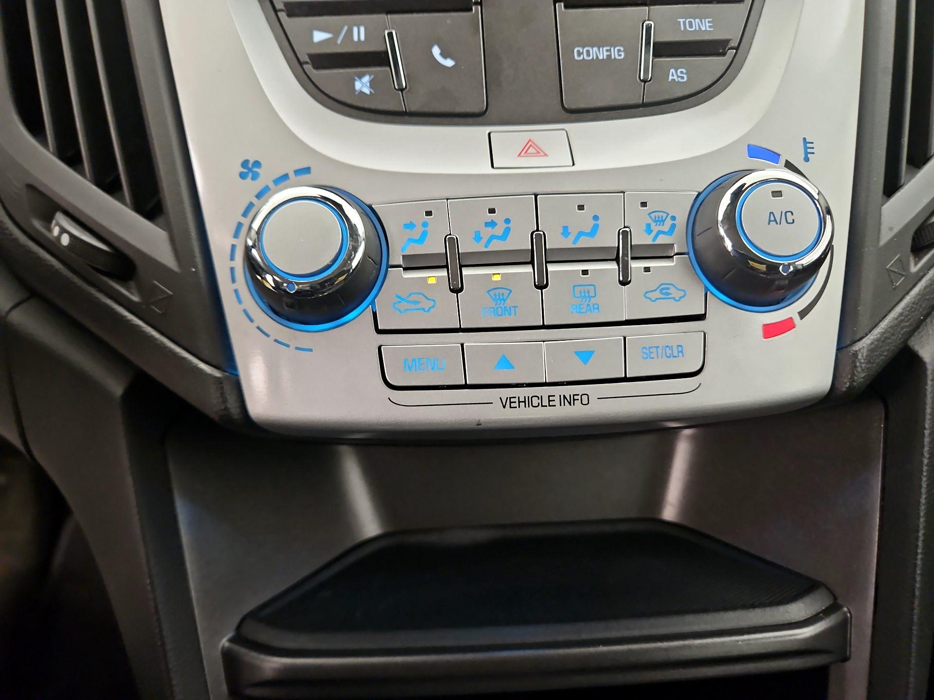 Thumbnail: 2017 Chevrolet Equinox - 15