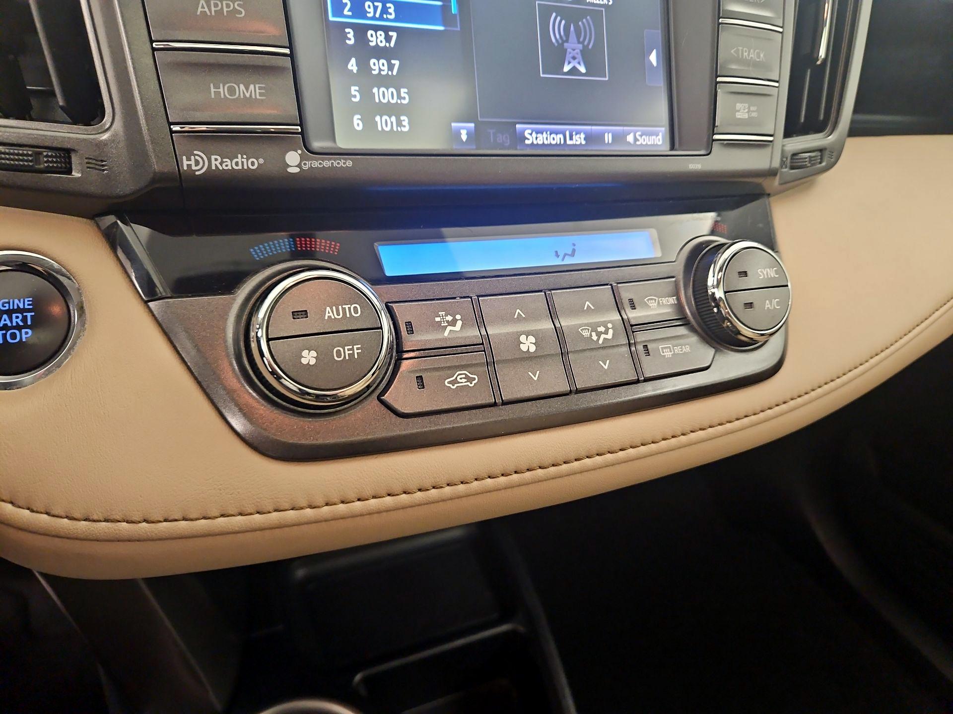 Thumbnail: 2015 Toyota RAV4 - 17