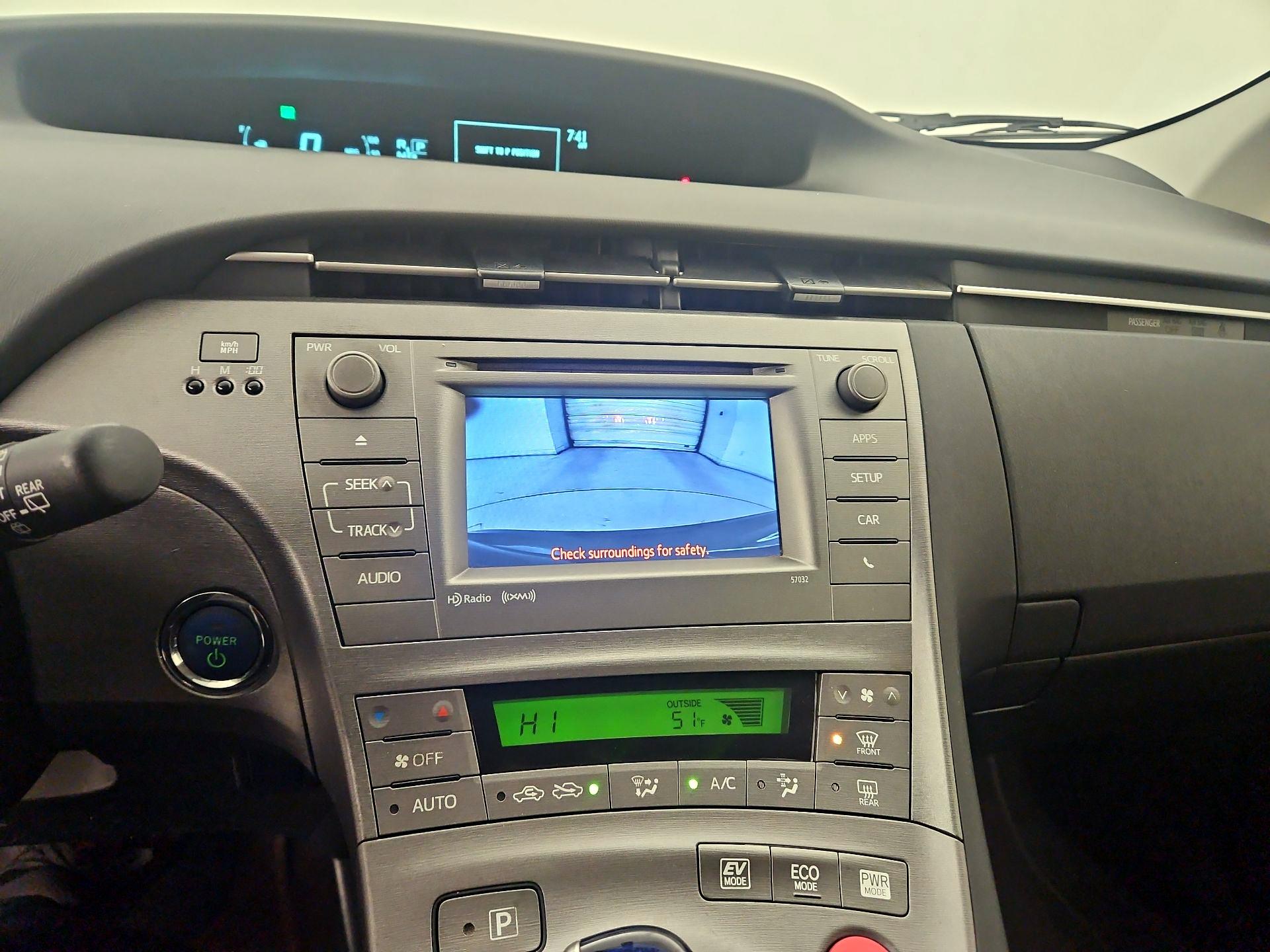 Thumbnail: 2015 Toyota Prius - 15