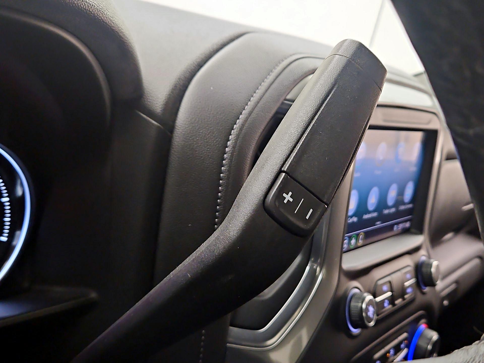 Thumbnail: 2019 Chevrolet Silverado 1500 - 17