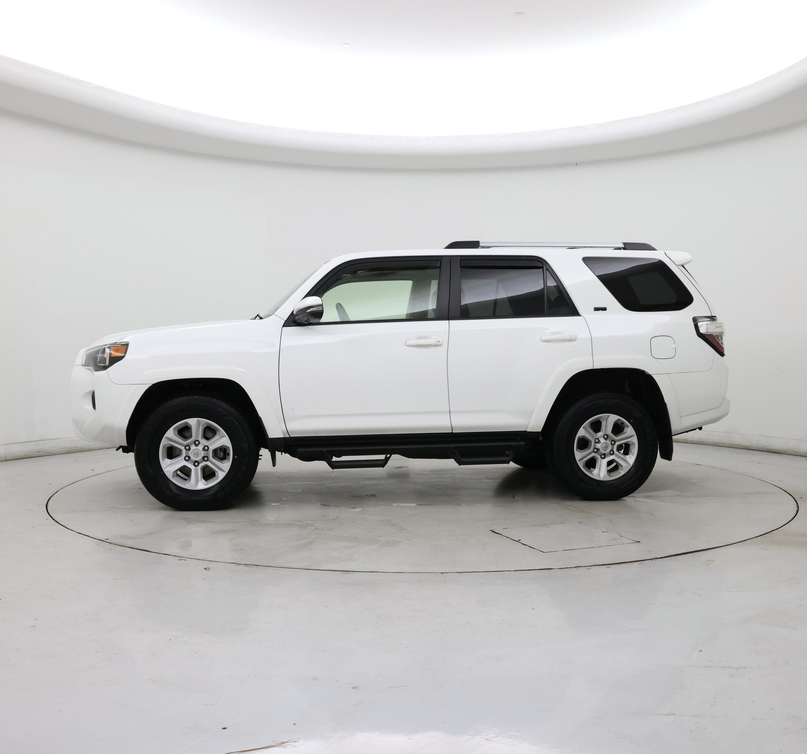 Thumbnail: 2024 Toyota 4Runner - 3
