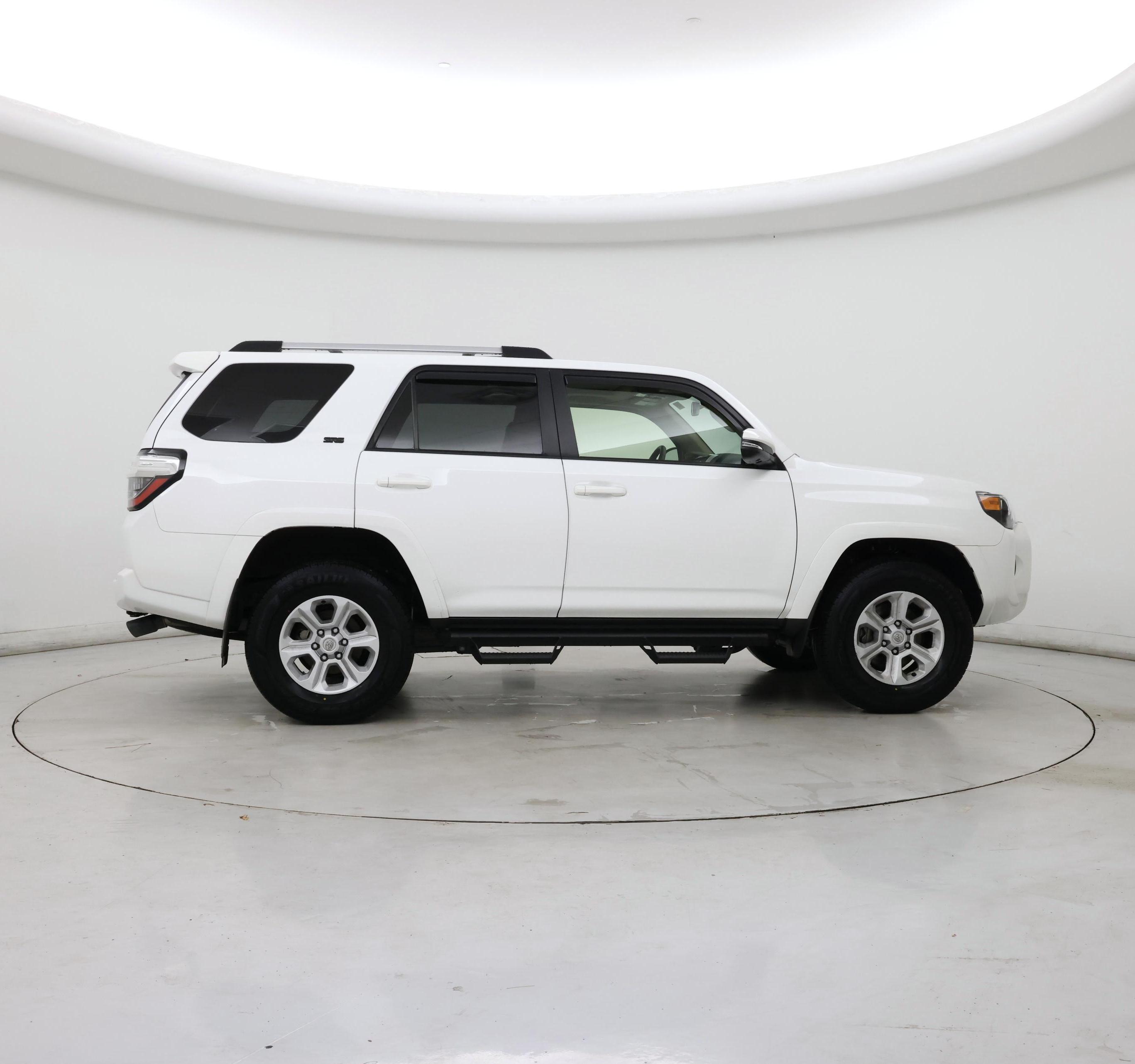 Thumbnail: 2024 Toyota 4Runner - 7