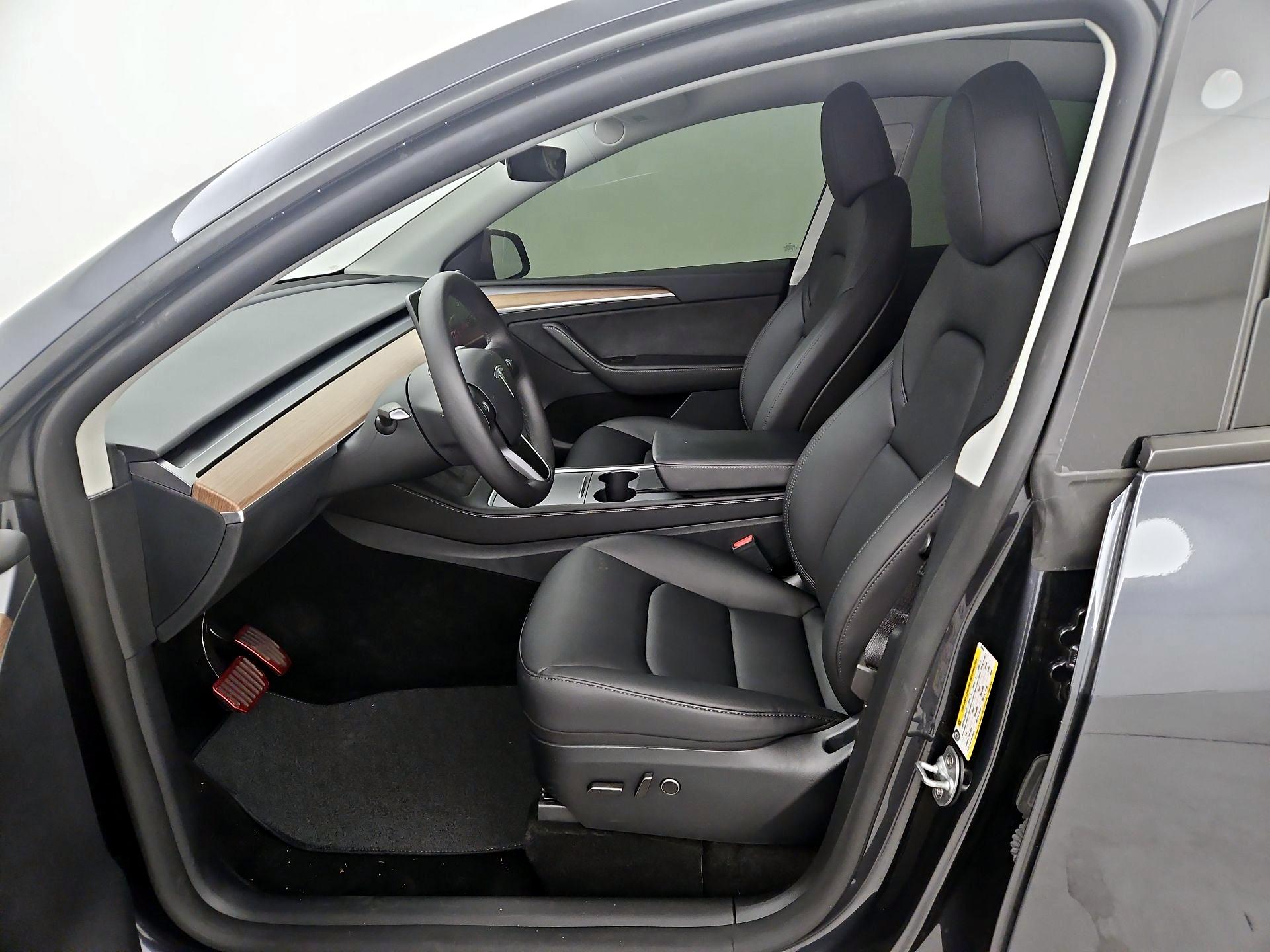 Thumbnail: 2024 Tesla Model Y - 11