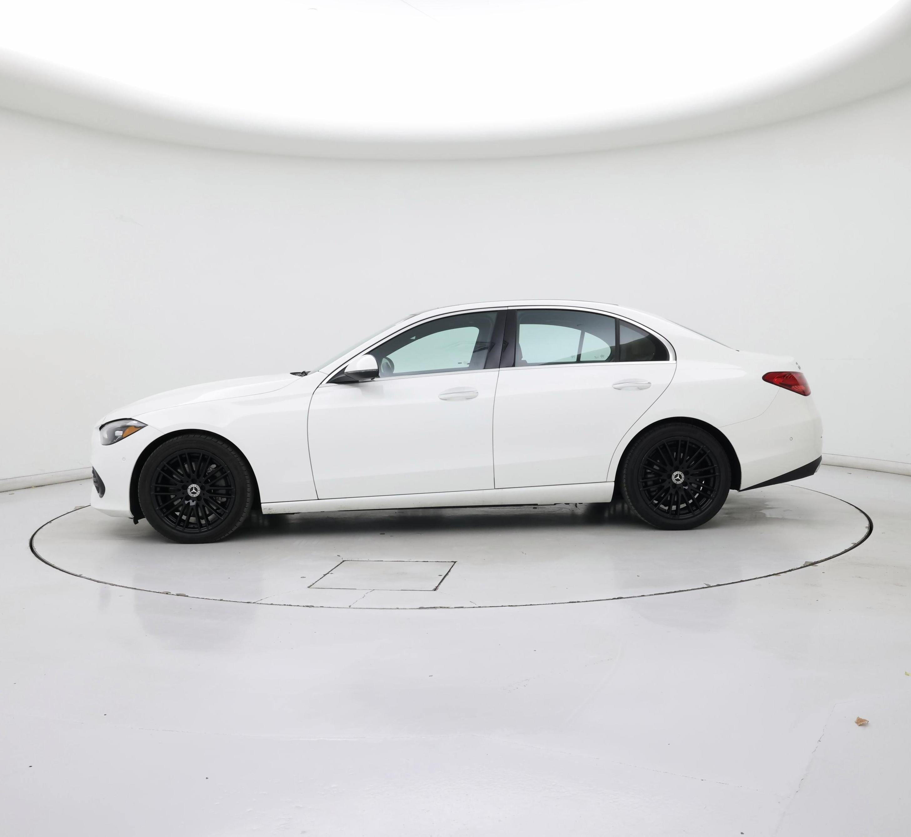 Thumbnail: 2023 Mercedes-Benz C-Class - 3