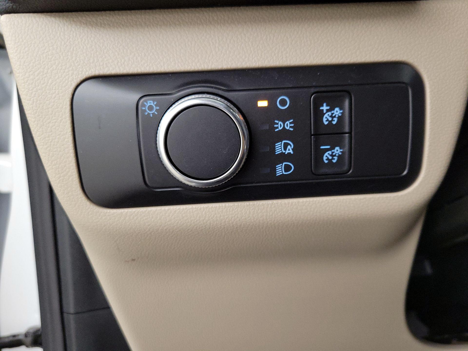 Thumbnail: 2020 Ford Escape - 13