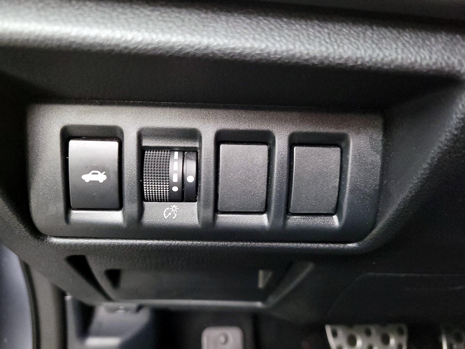 Thumbnail: 2023 Subaru Legacy - 13