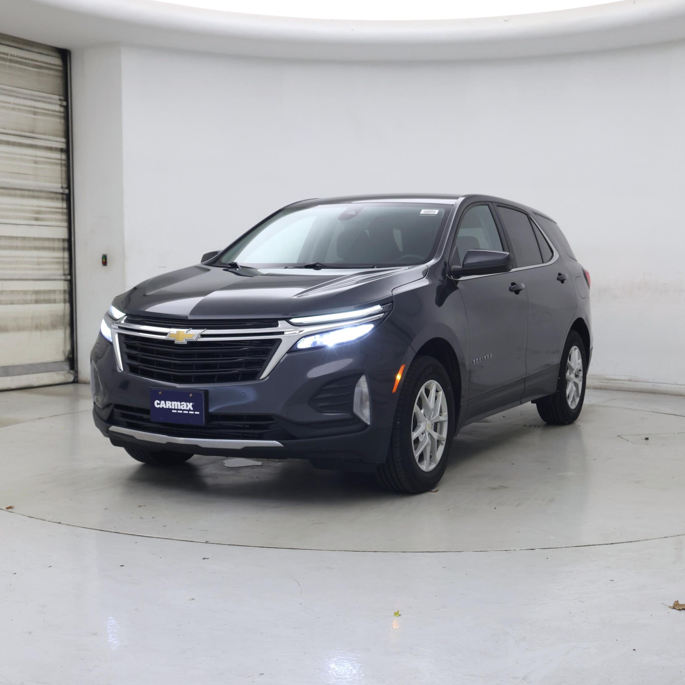 Thumbnail: 2022 Chevrolet Equinox - 4