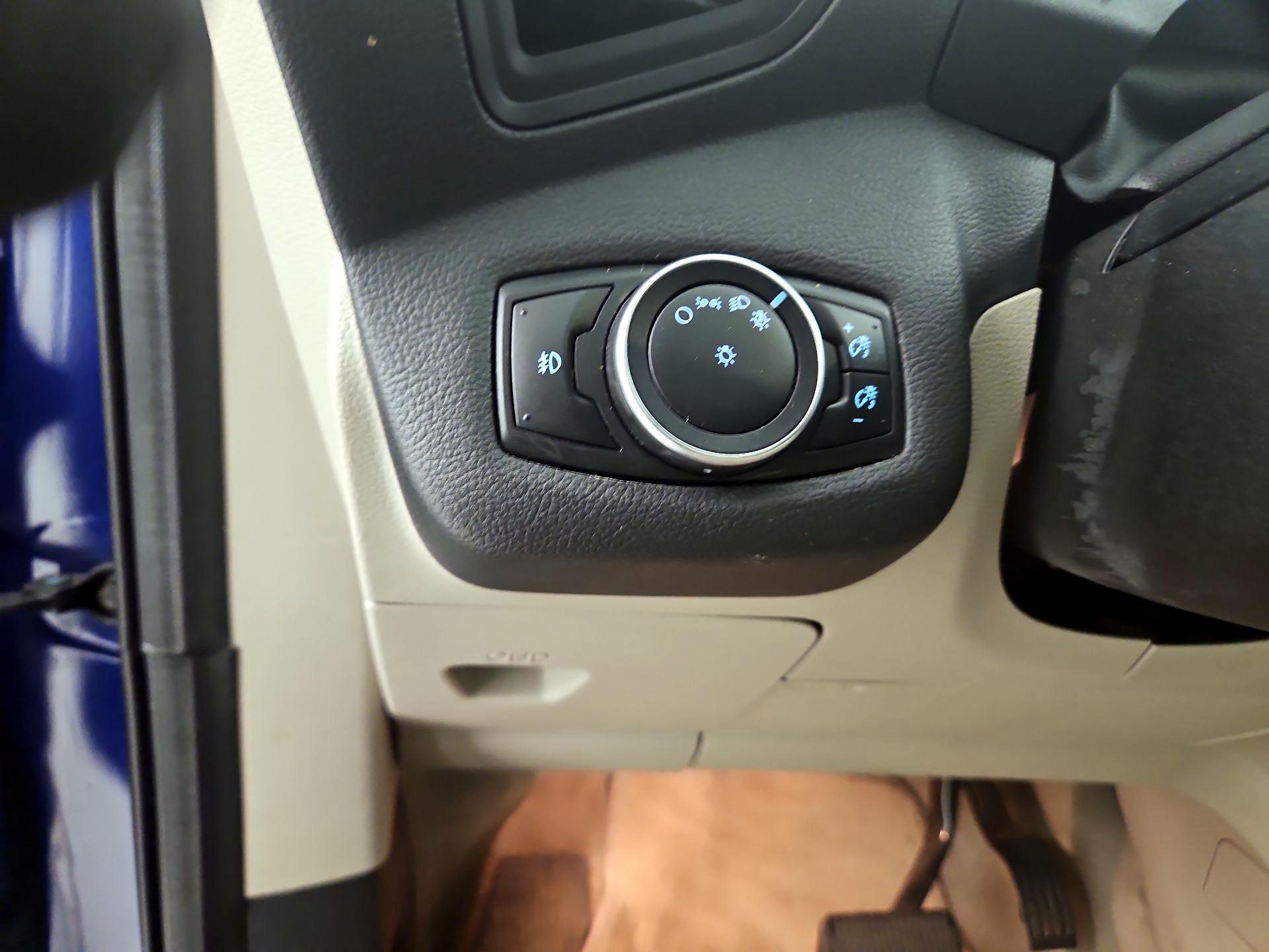 Thumbnail: 2016 Ford Escape - 13