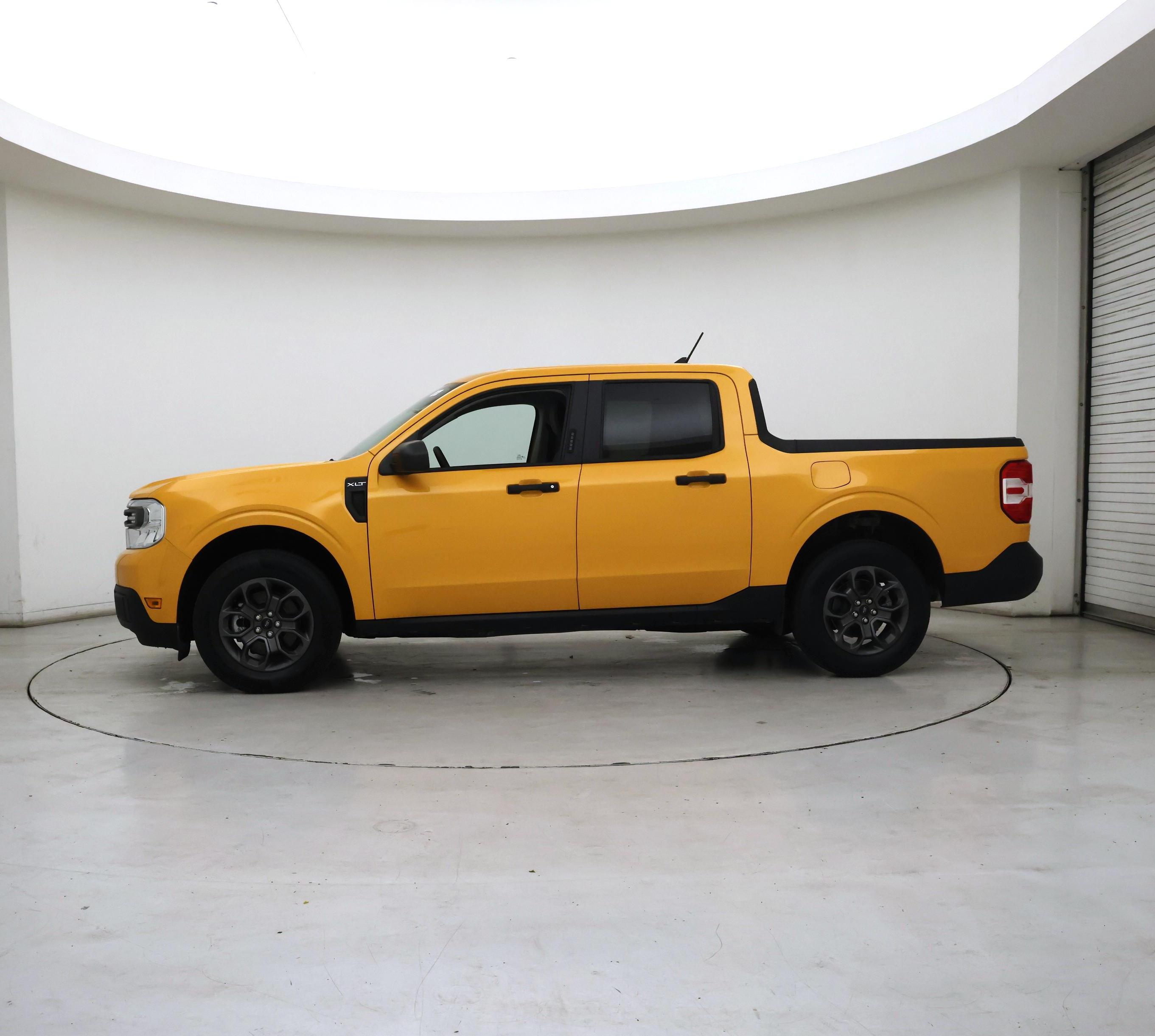 Thumbnail: 2022 Ford Maverick - 3