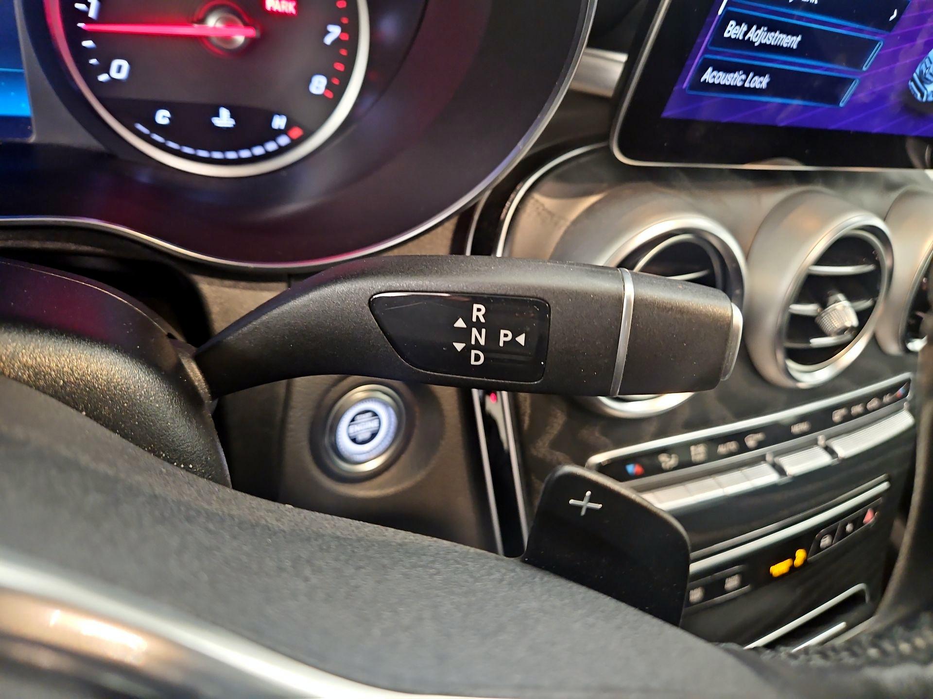 Thumbnail: 2022 Mercedes-Benz GLC - 17