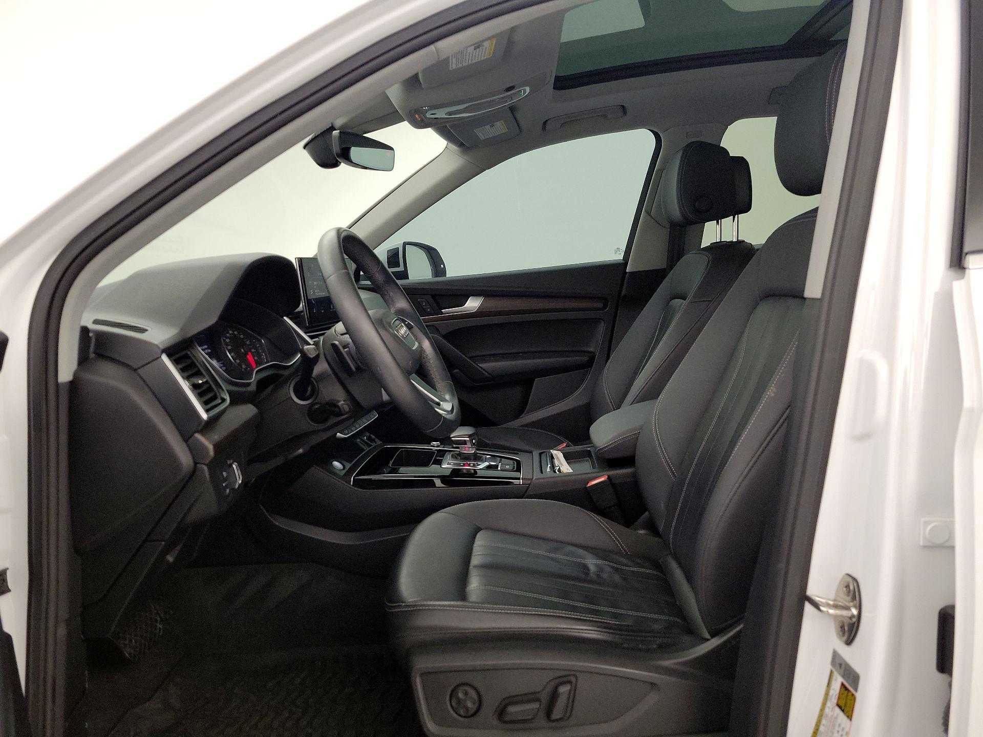 Thumbnail: 2021 Audi Q5 - 11