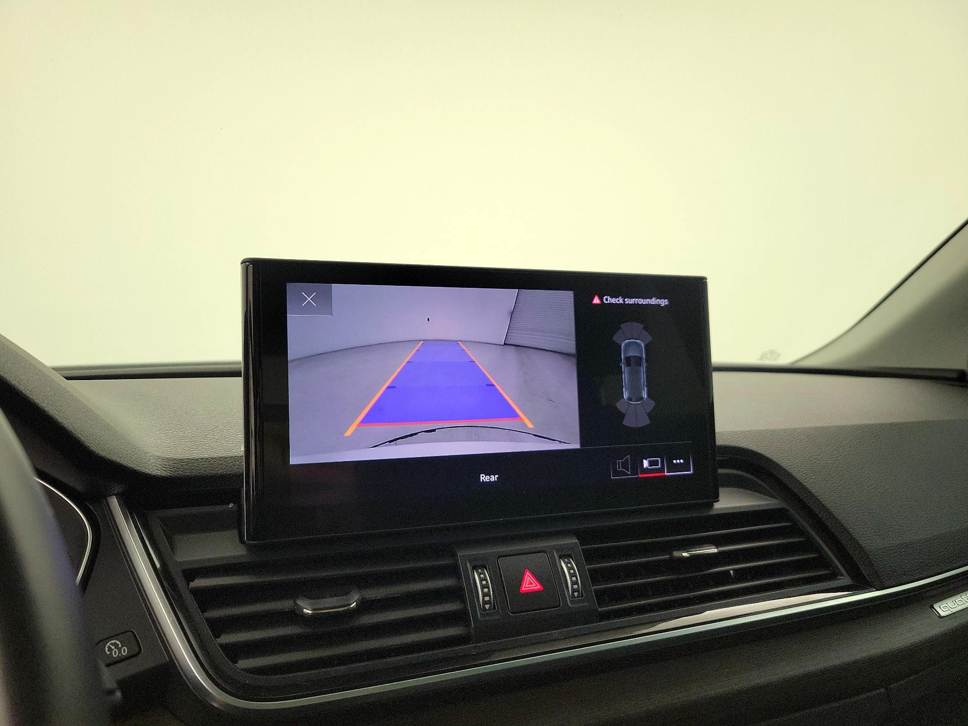 Thumbnail: 2021 Audi Q5 - 14