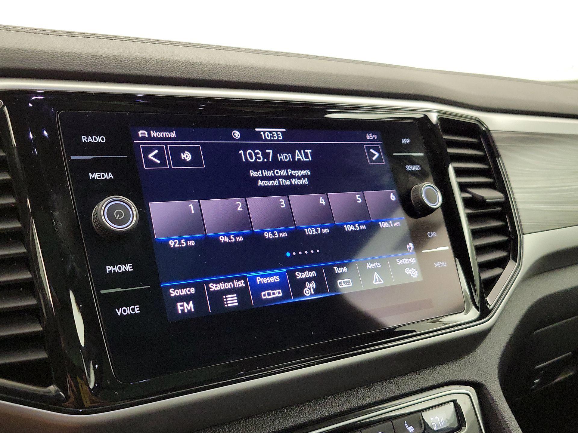 Thumbnail: 2022 Volkswagen Atlas - 15