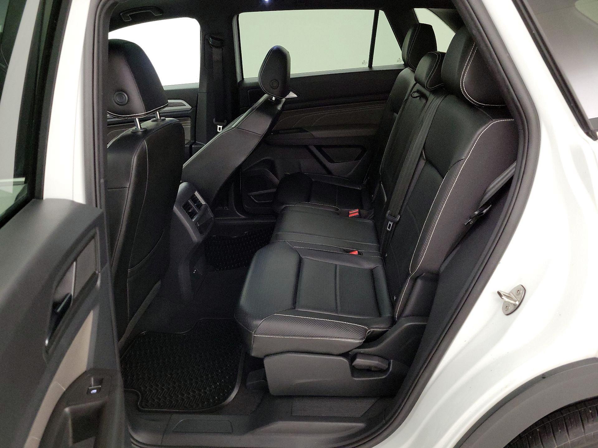 Thumbnail: 2022 Volkswagen Atlas - 20