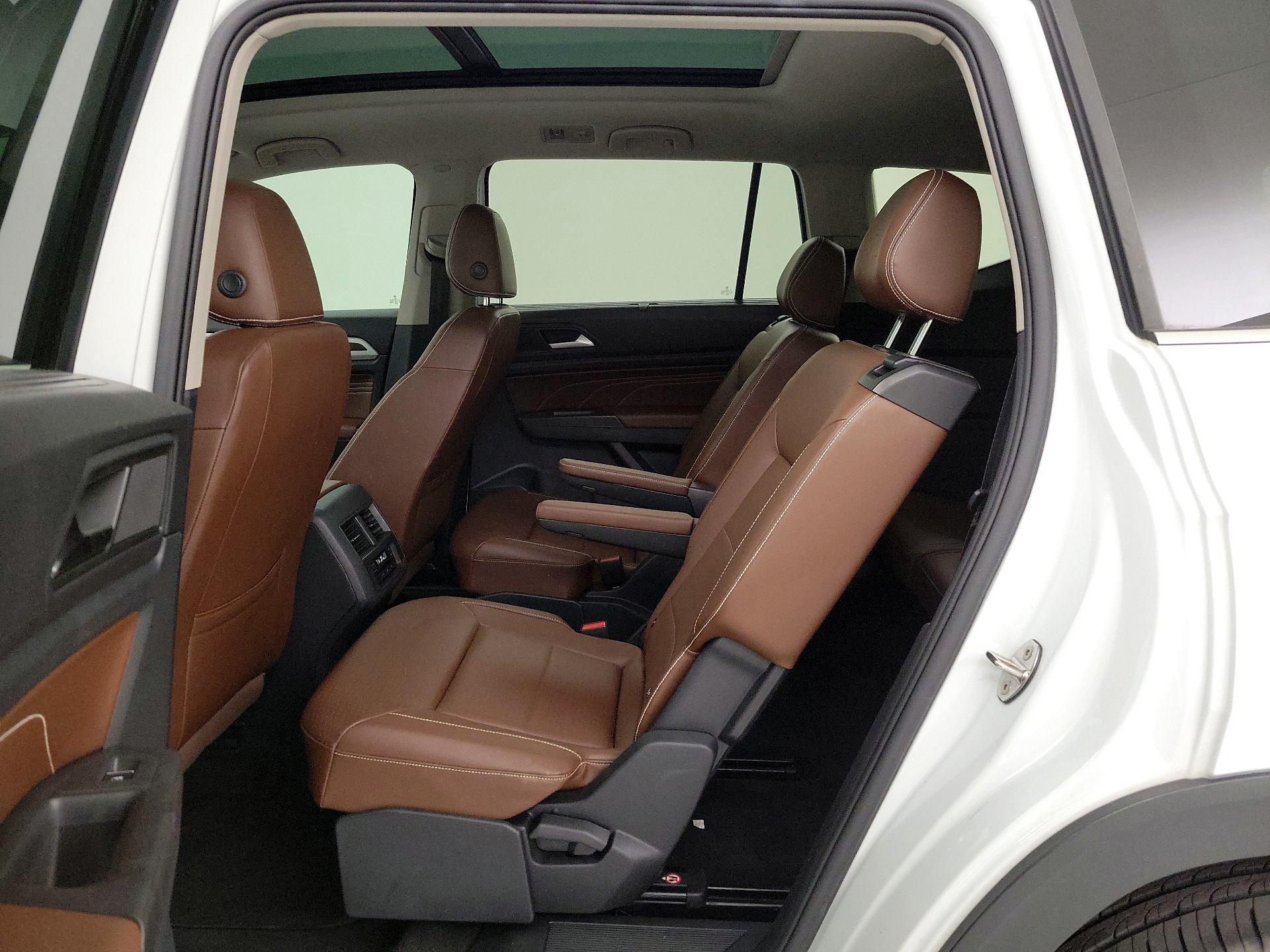 Thumbnail: 2022 Volkswagen Atlas - 19