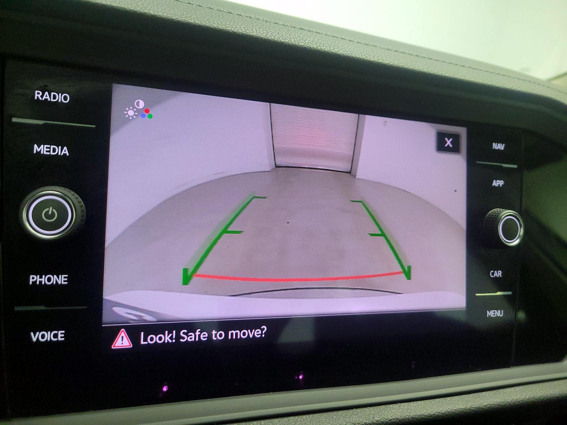 Thumbnail: 2023 Volkswagen Jetta - 14