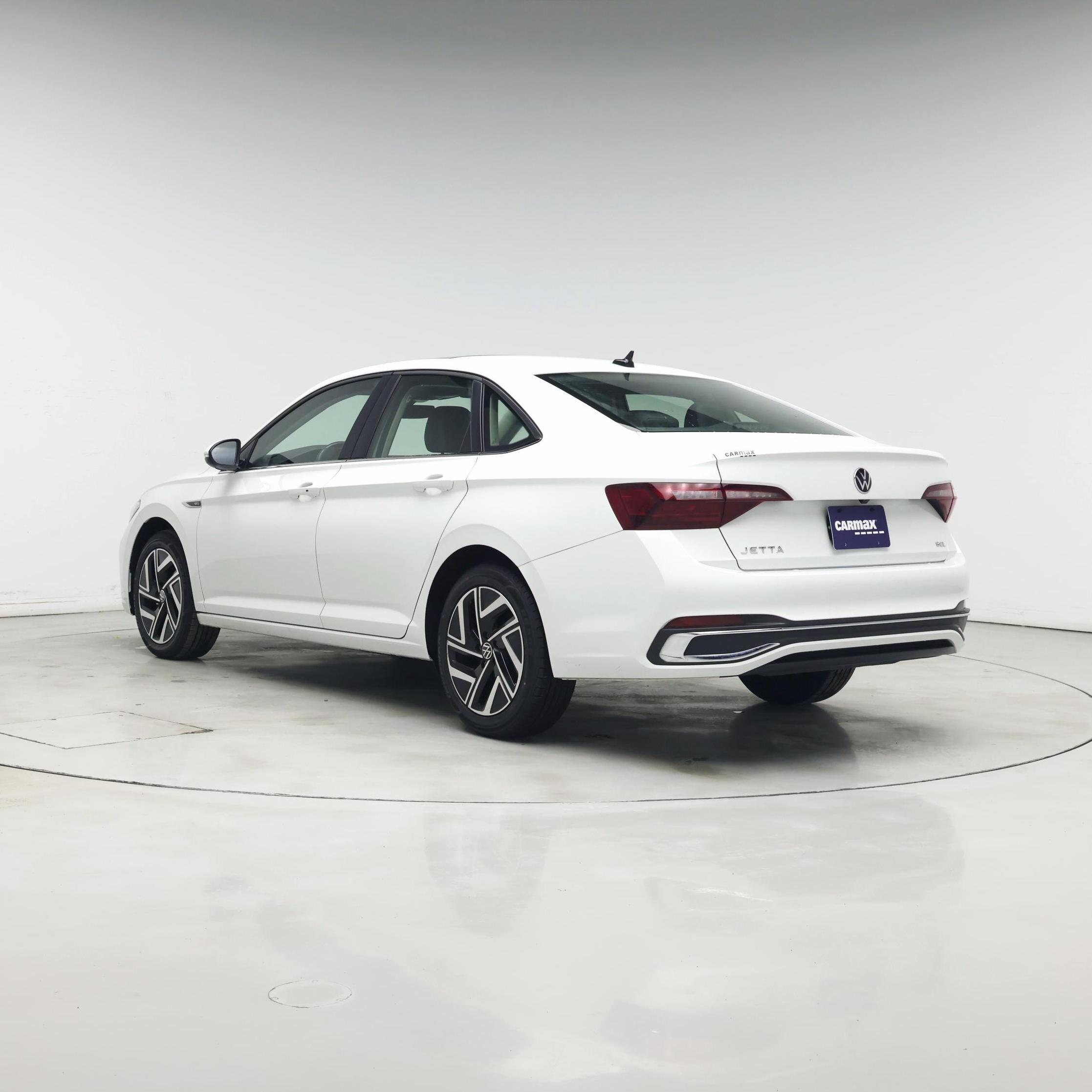 Thumbnail: 2023 Volkswagen Jetta - 2