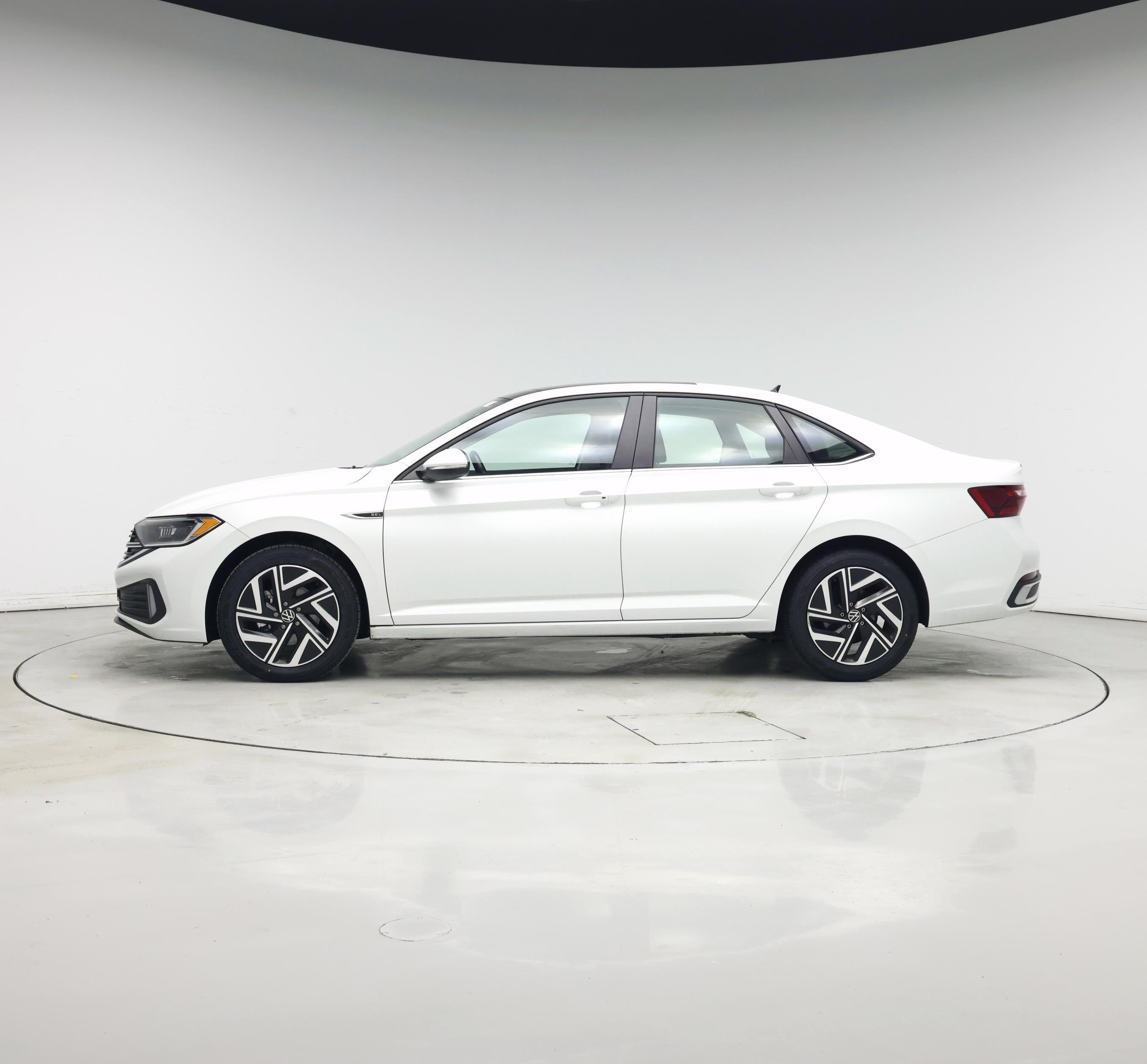 Thumbnail: 2023 Volkswagen Jetta - 3