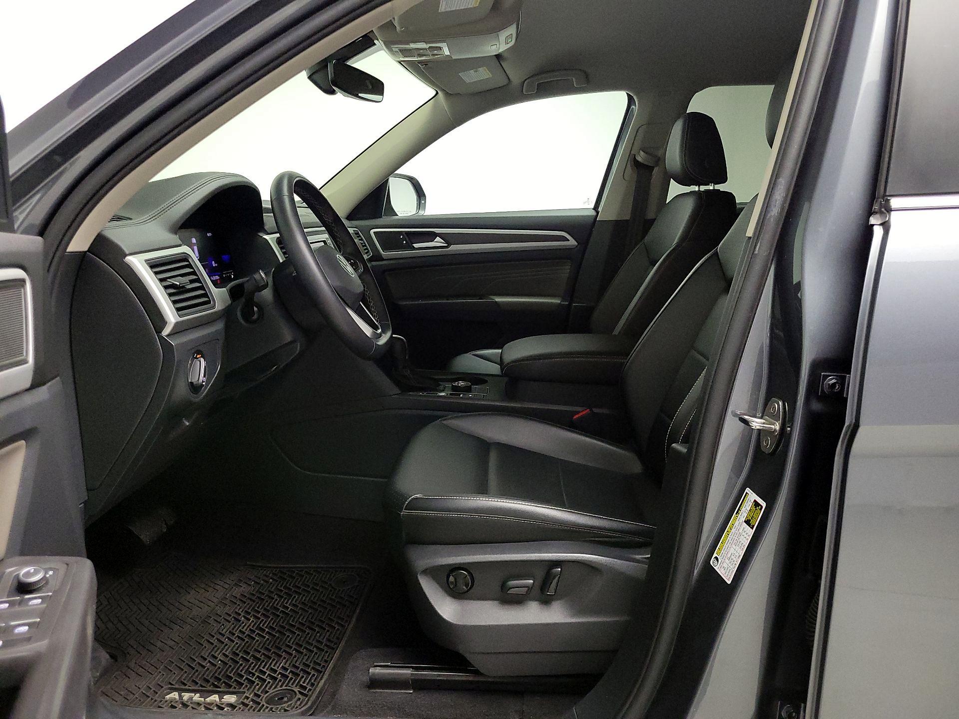 Thumbnail: 2022 Volkswagen Atlas - 11