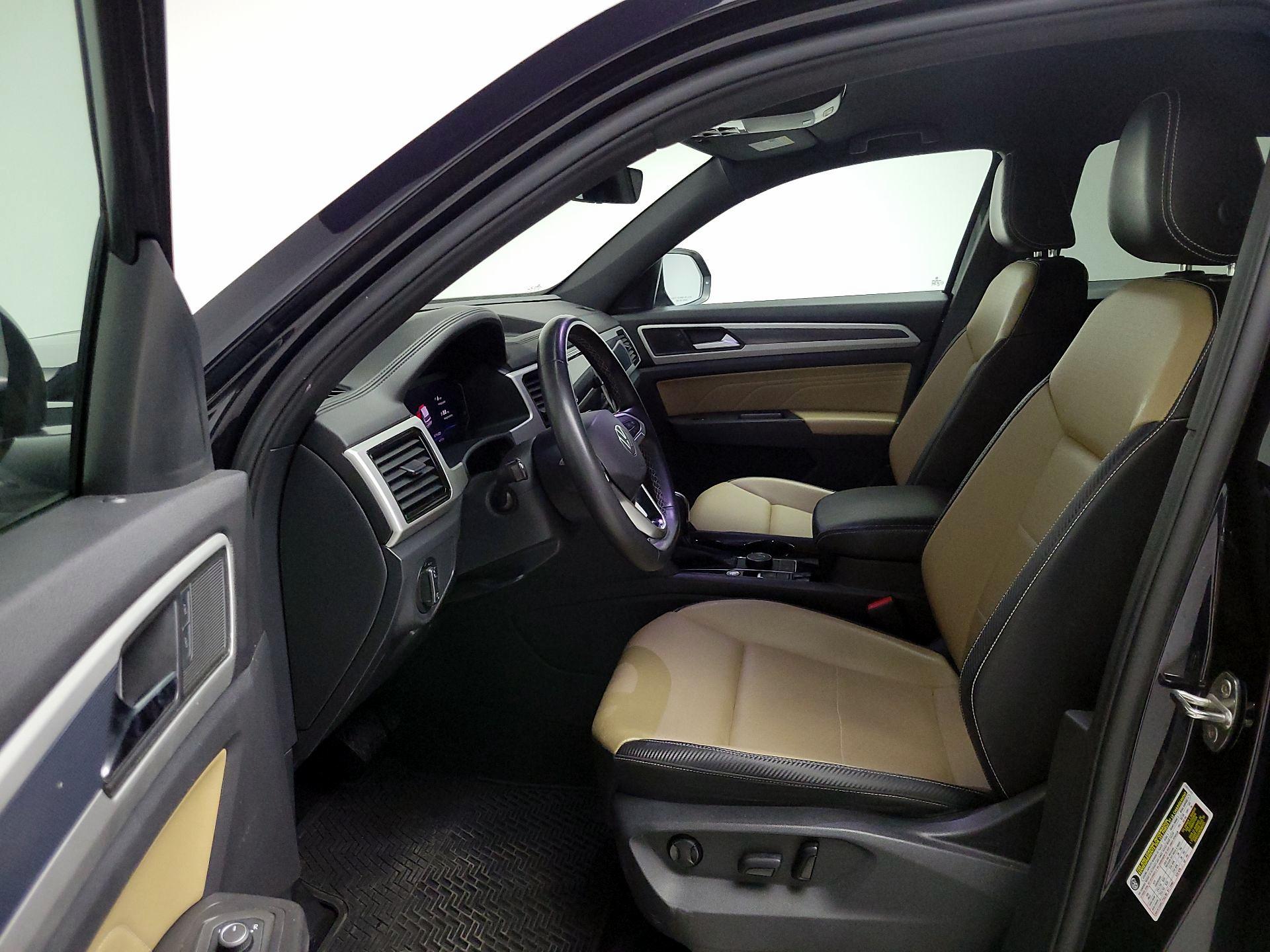 Thumbnail: 2022 Volkswagen Atlas - 11