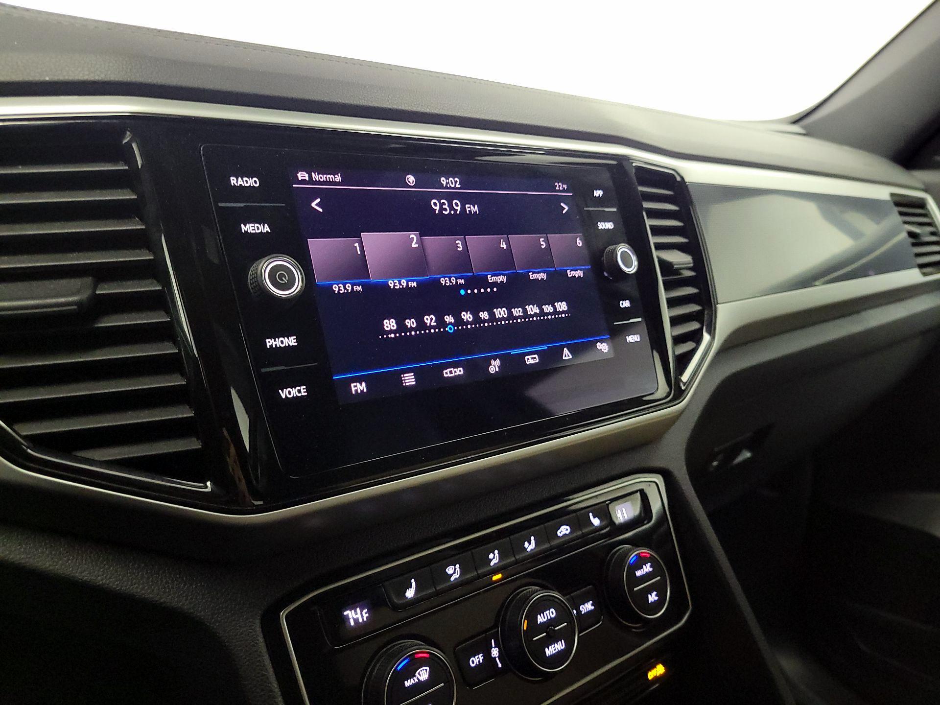 Thumbnail: 2022 Volkswagen Atlas - 15