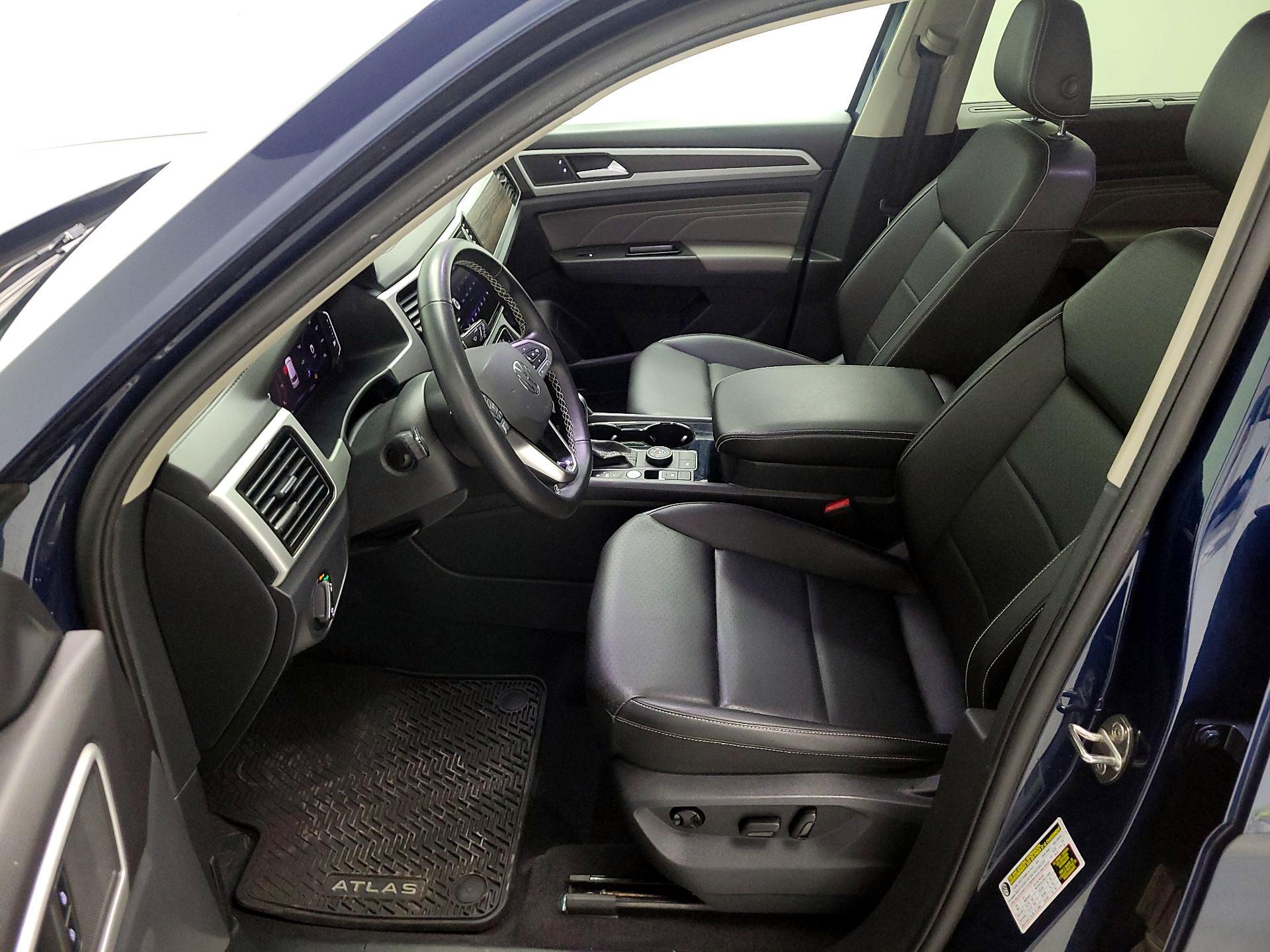 Thumbnail: 2023 Volkswagen Atlas - 11