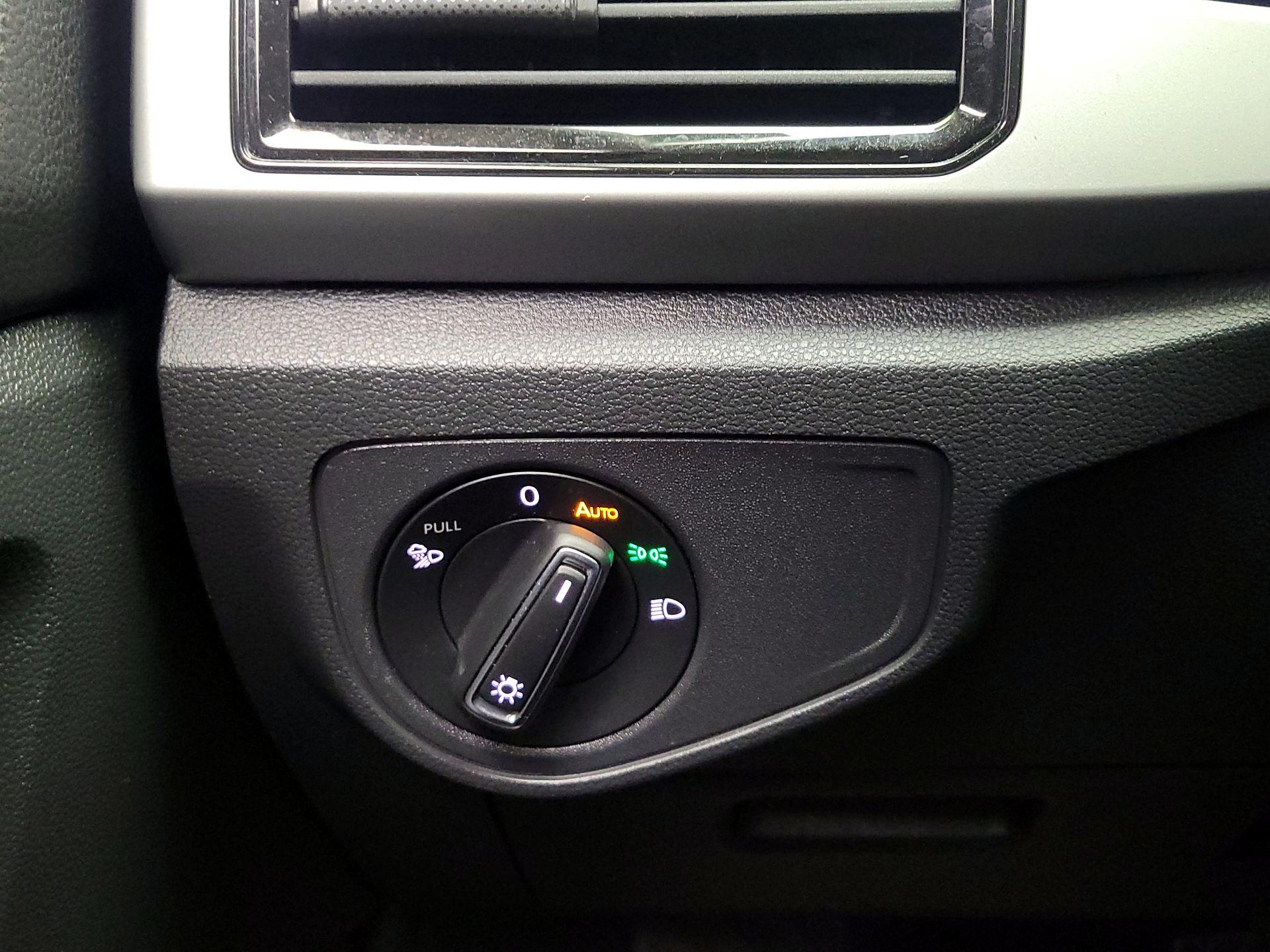 Thumbnail: 2023 Volkswagen Atlas - 13