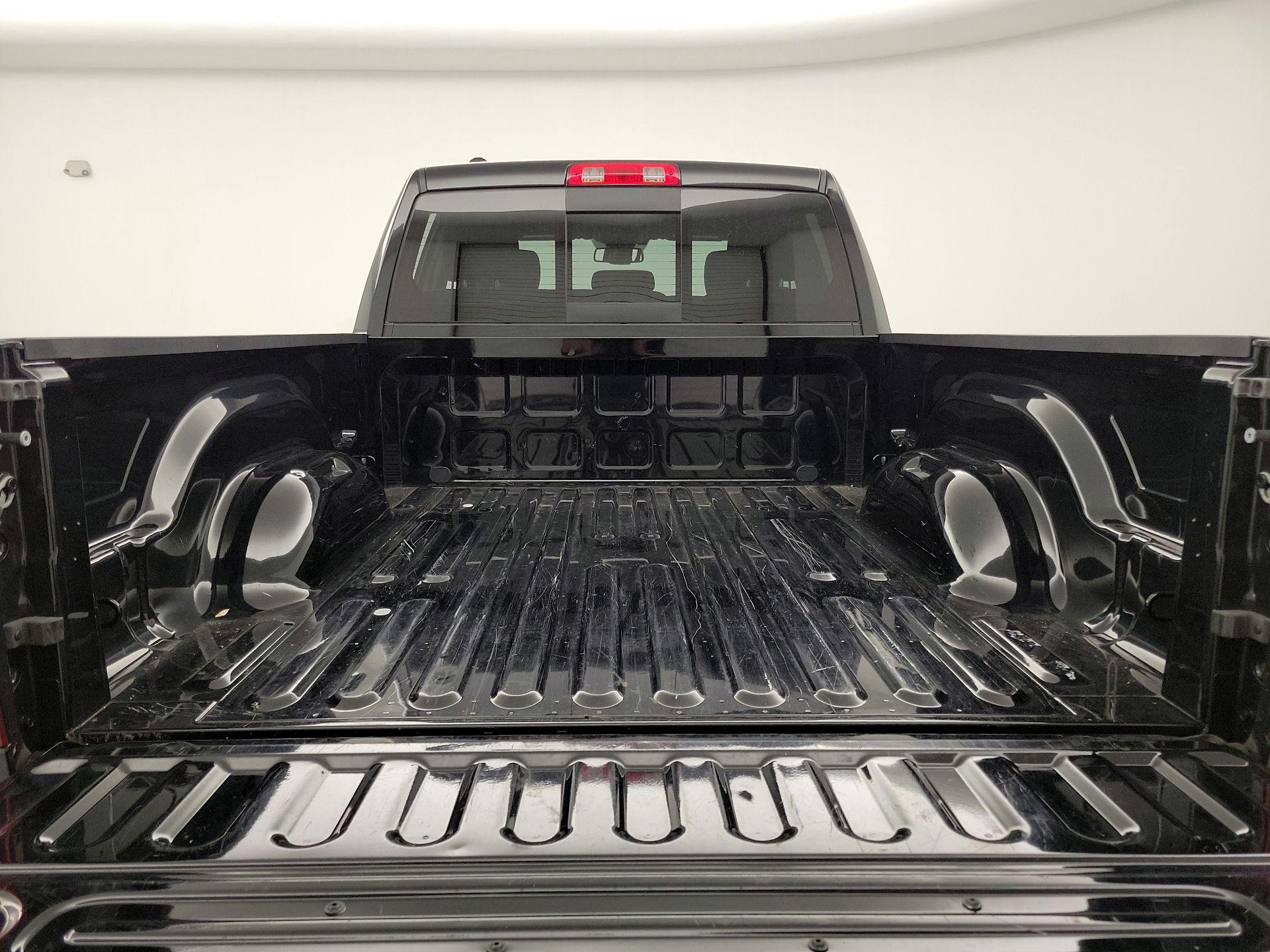 Thumbnail: 2022 RAM 1500 Classic - 20