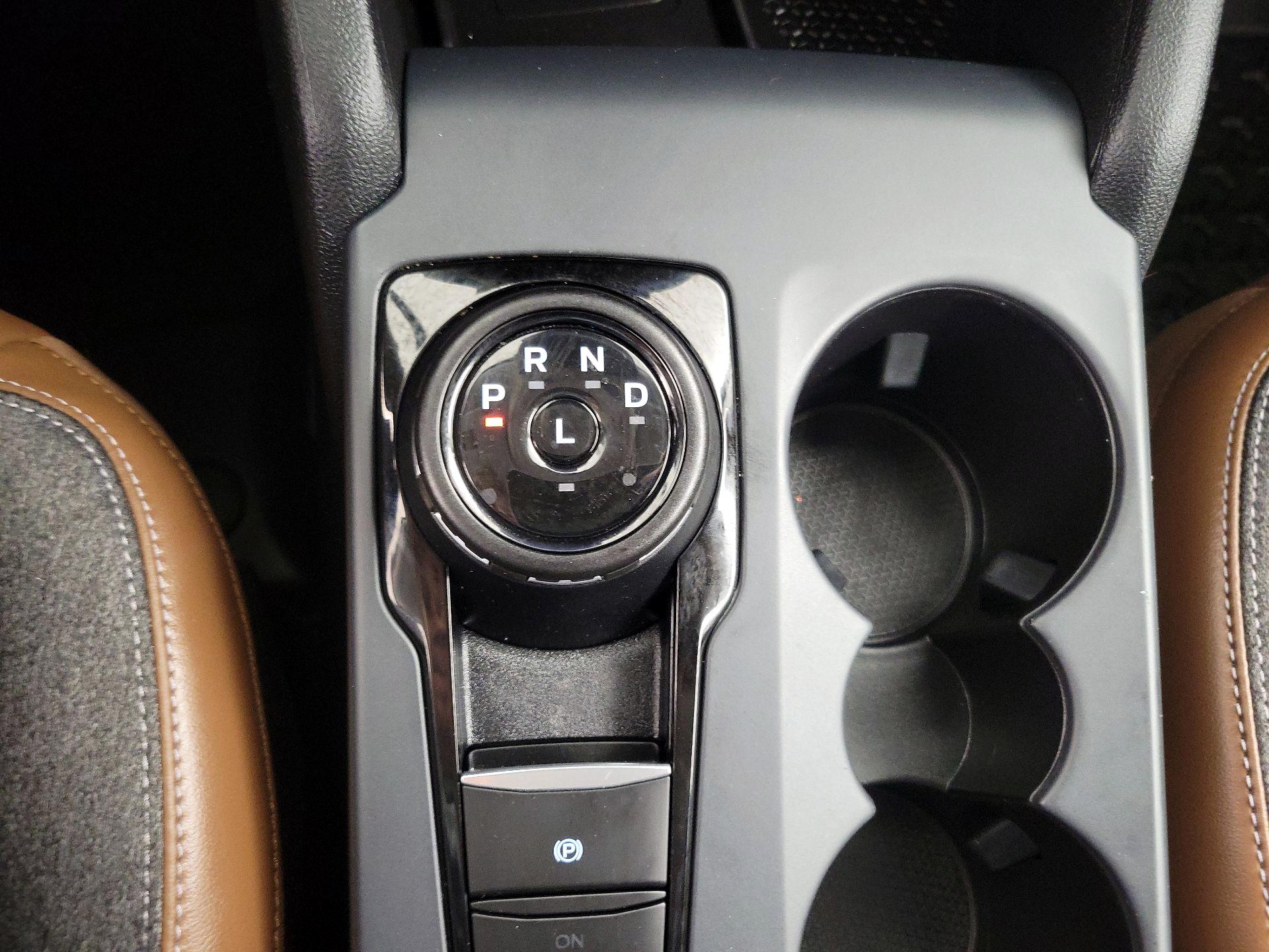 Thumbnail: 2022 Ford Bronco Sport - 18