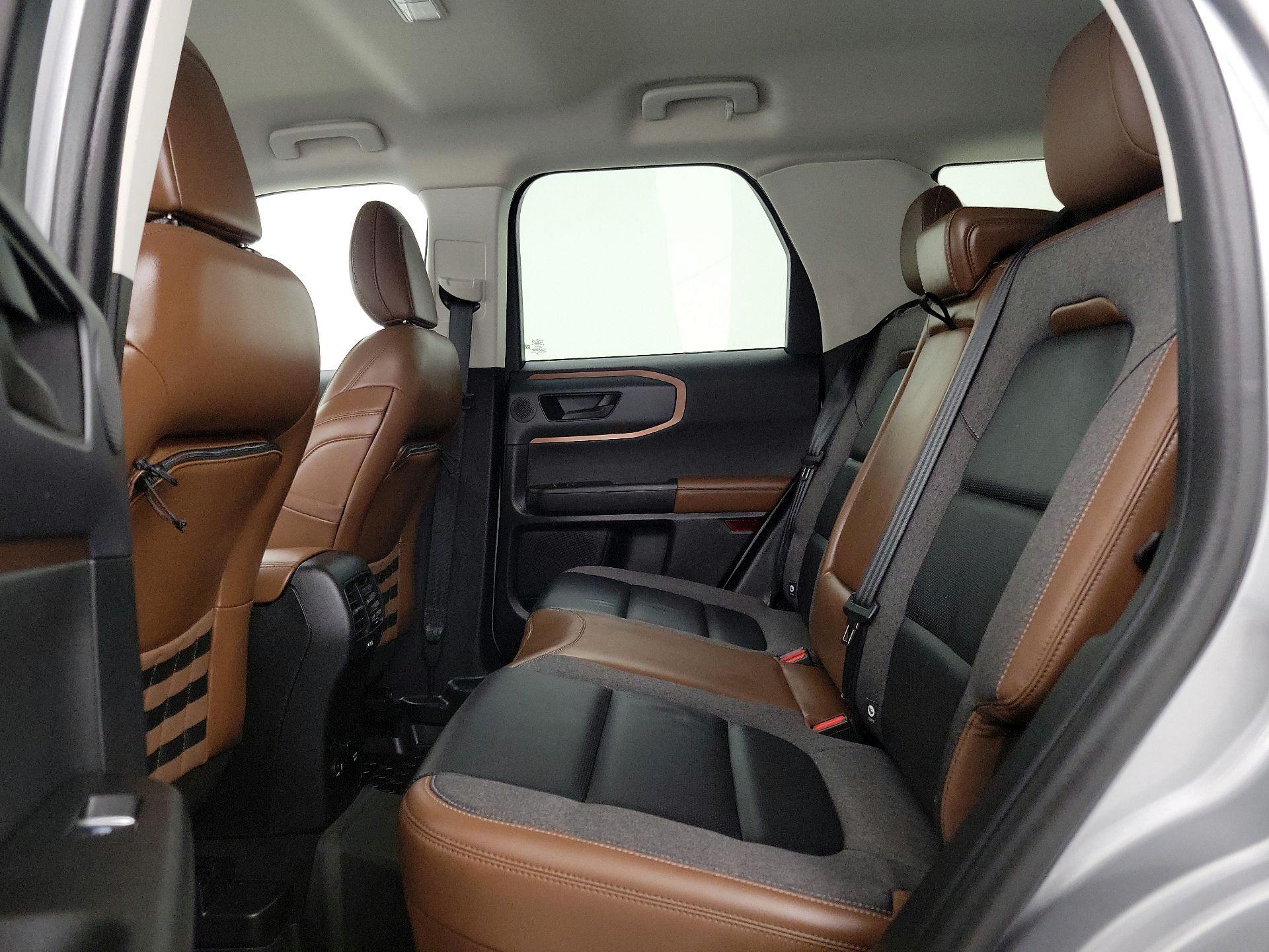 Thumbnail: 2022 Ford Bronco Sport - 20