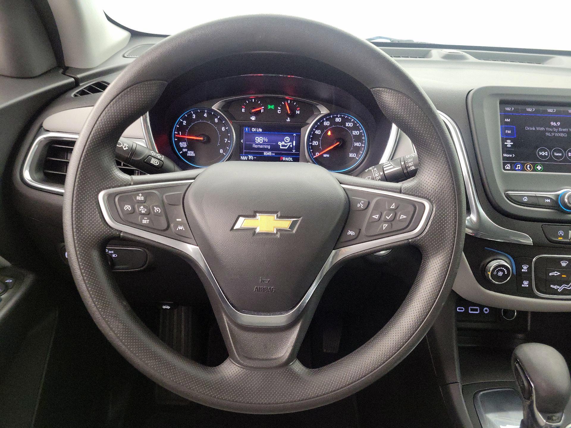 Thumbnail: 2022 Chevrolet Equinox - 10