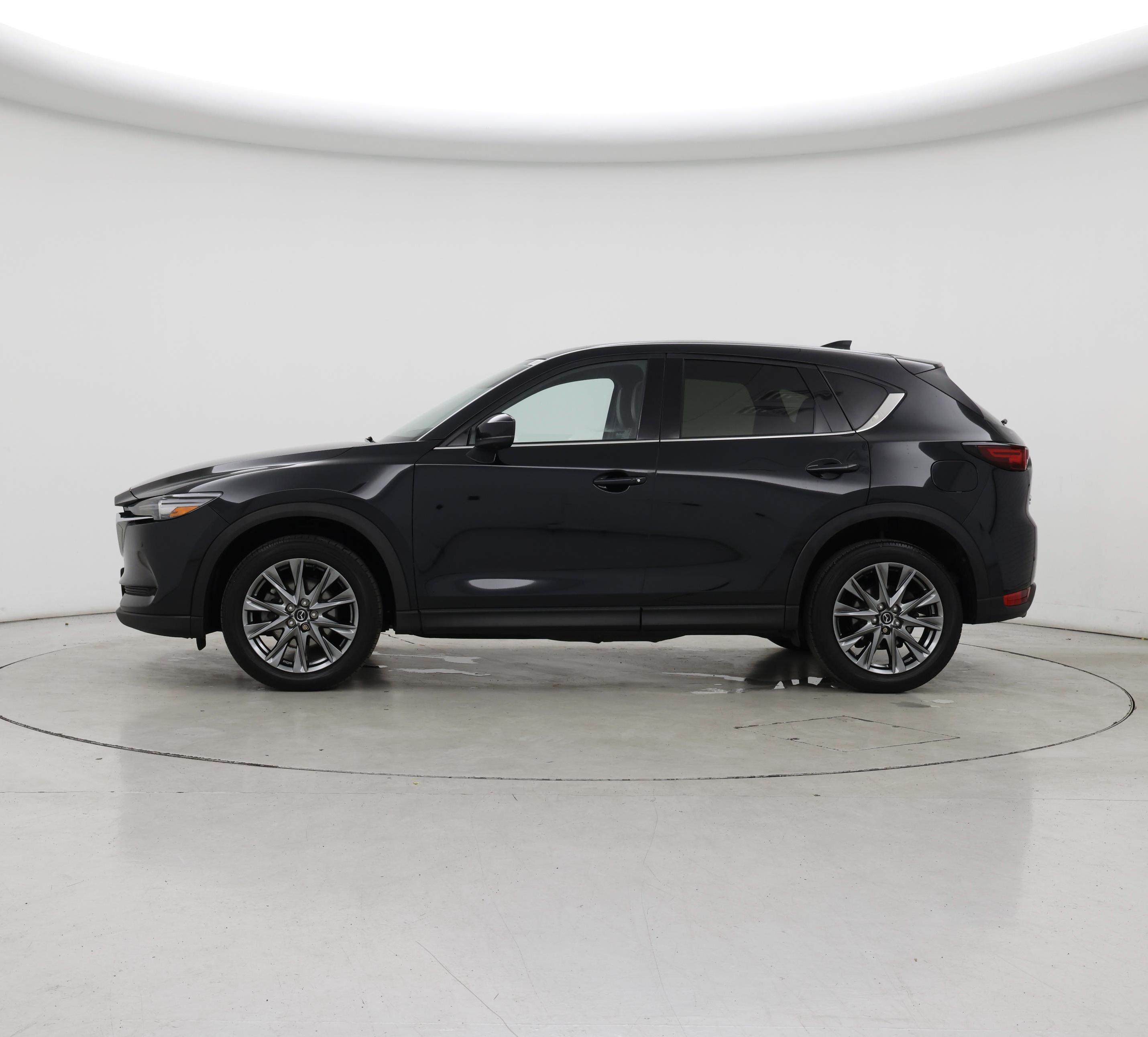 Thumbnail: 2021 Mazda CX-5 - 3