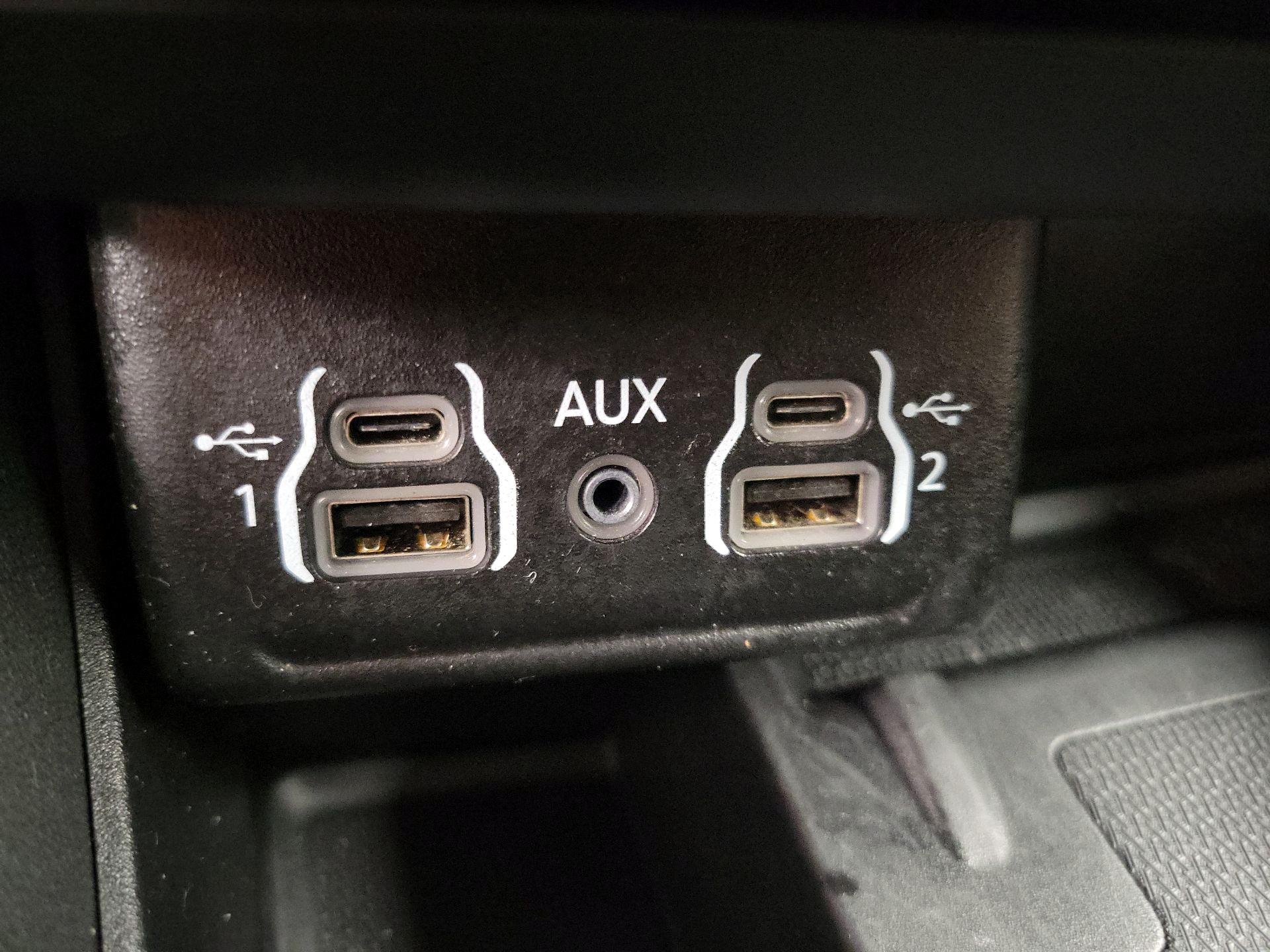 Thumbnail: 2022 Dodge Durango - 19