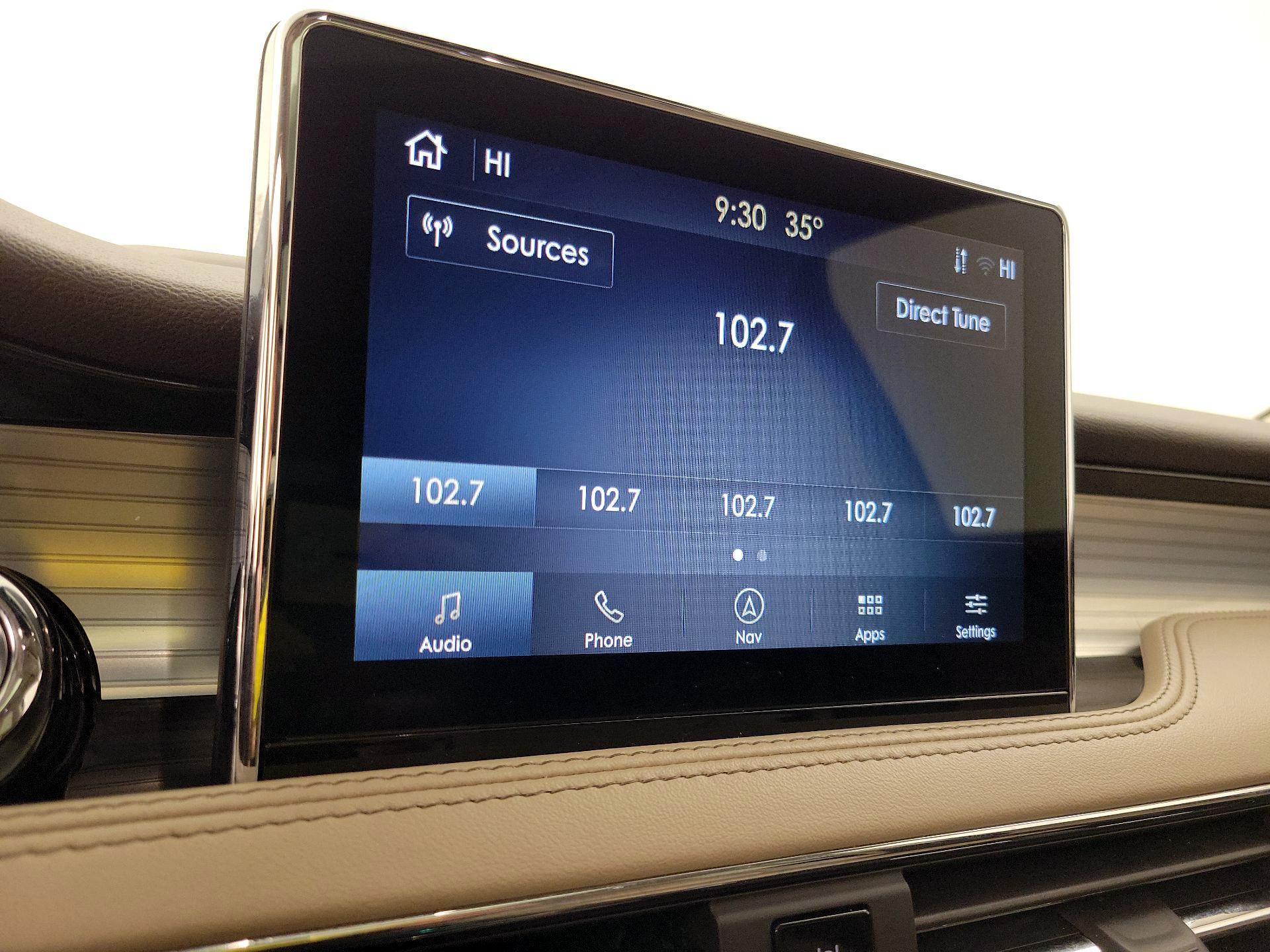 Thumbnail: 2022 Lincoln Corsair - 16