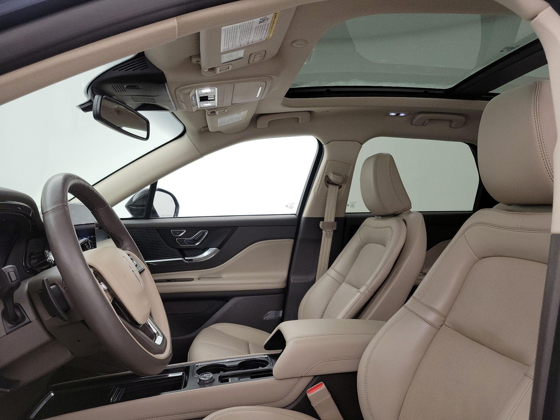 Thumbnail: 2022 Lincoln Corsair - 20