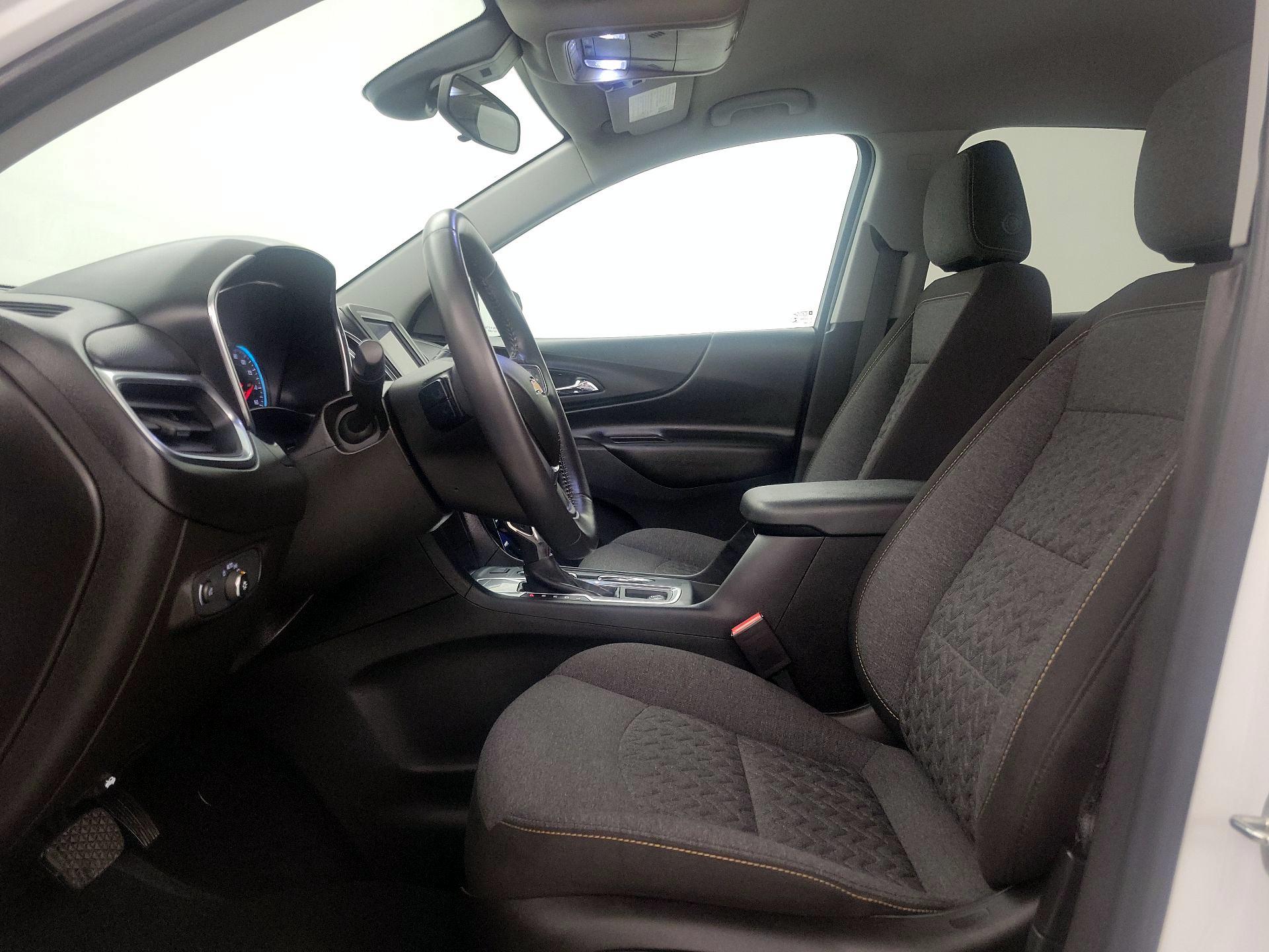 Thumbnail: 2022 Chevrolet Equinox - 11