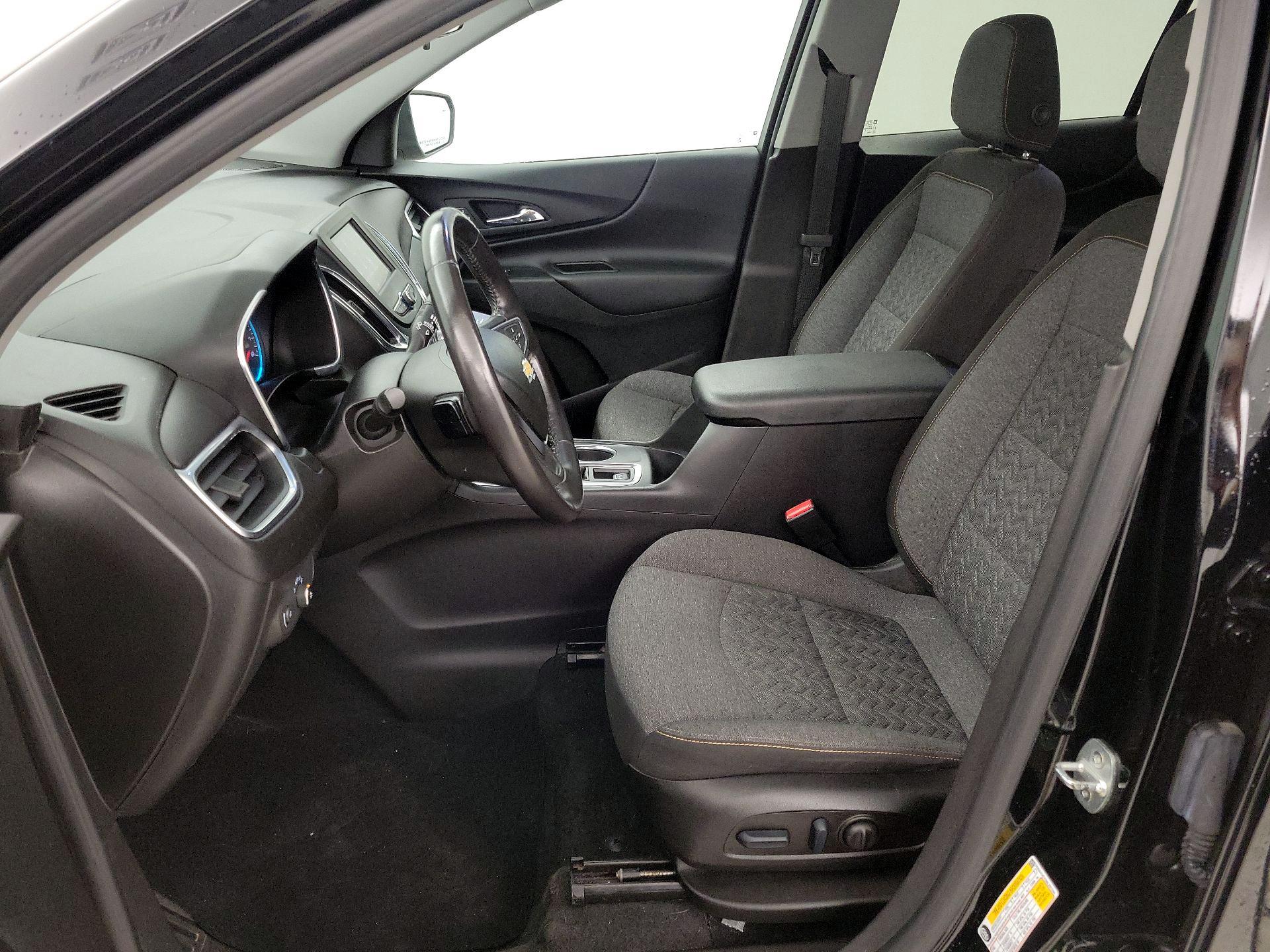 Thumbnail: 2022 Chevrolet Equinox - 11