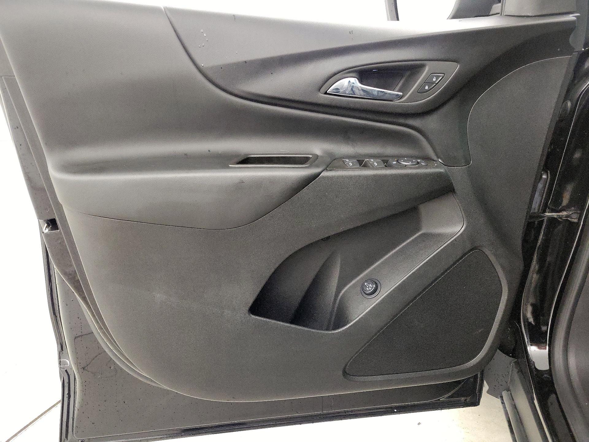 Thumbnail: 2022 Chevrolet Equinox - 12