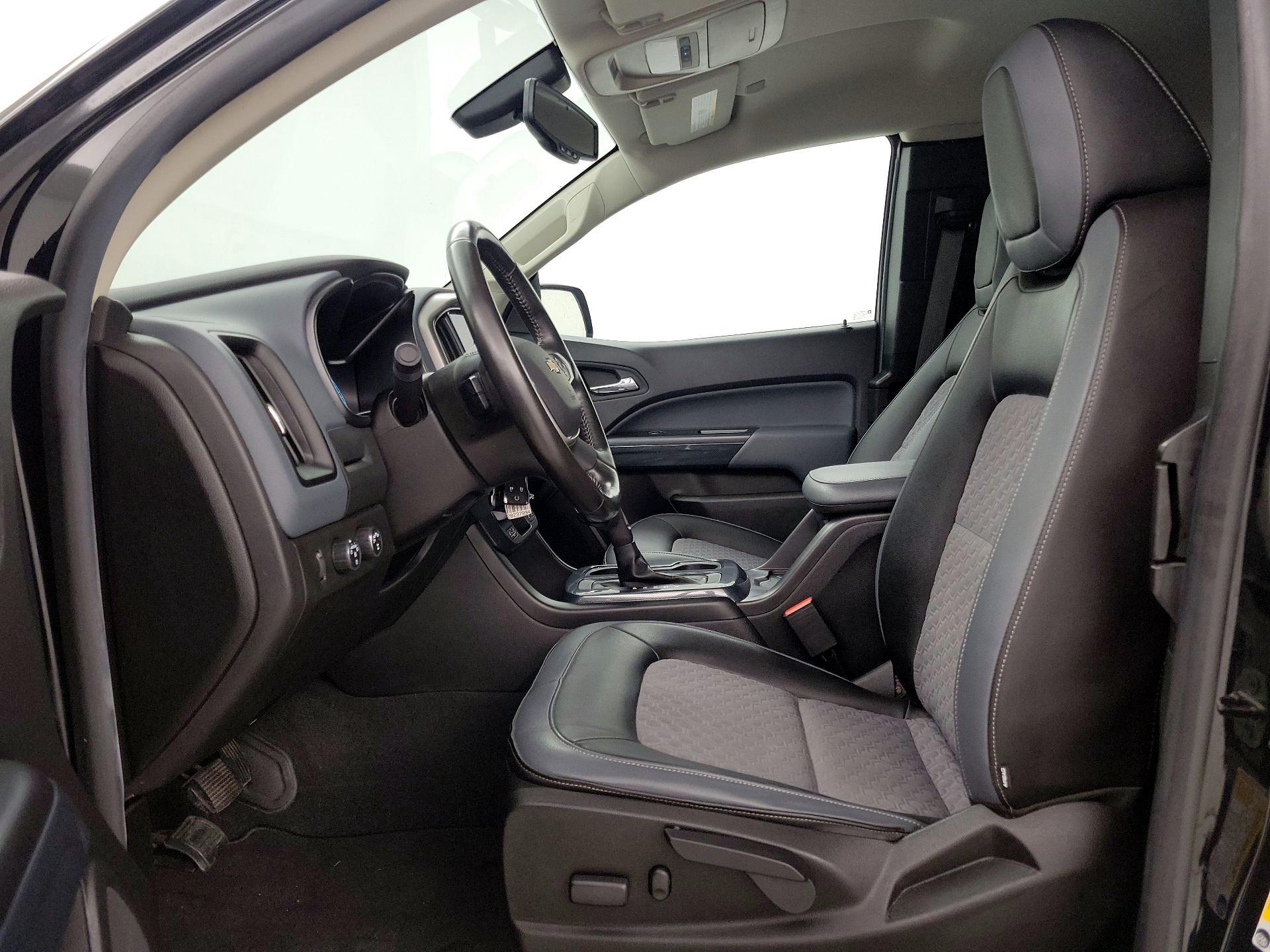 Thumbnail: 2020 Chevrolet Colorado - 11