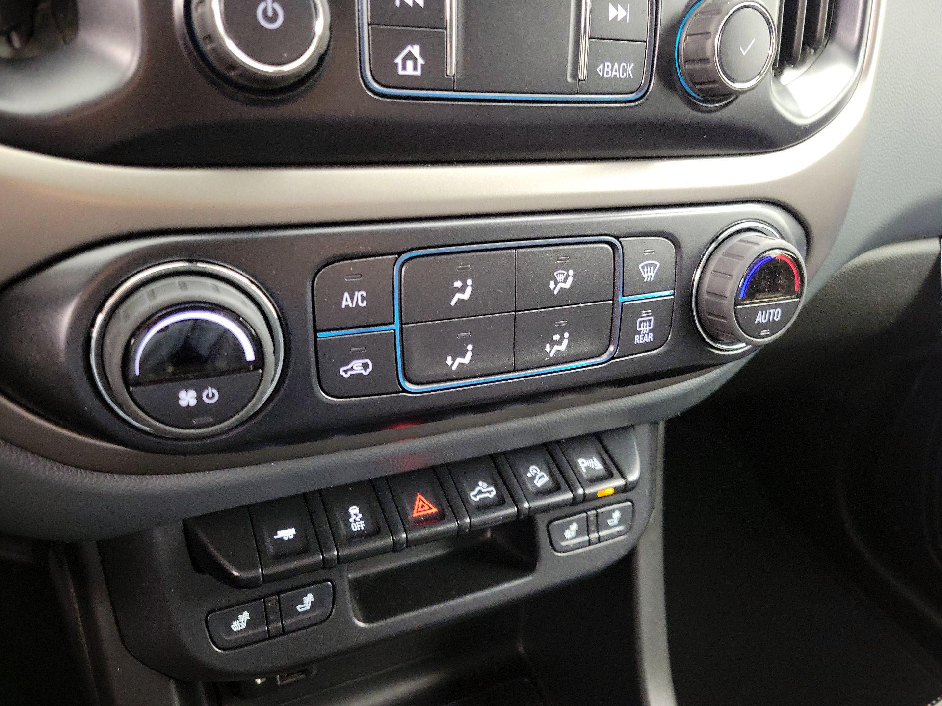 Thumbnail: 2020 Chevrolet Colorado - 17