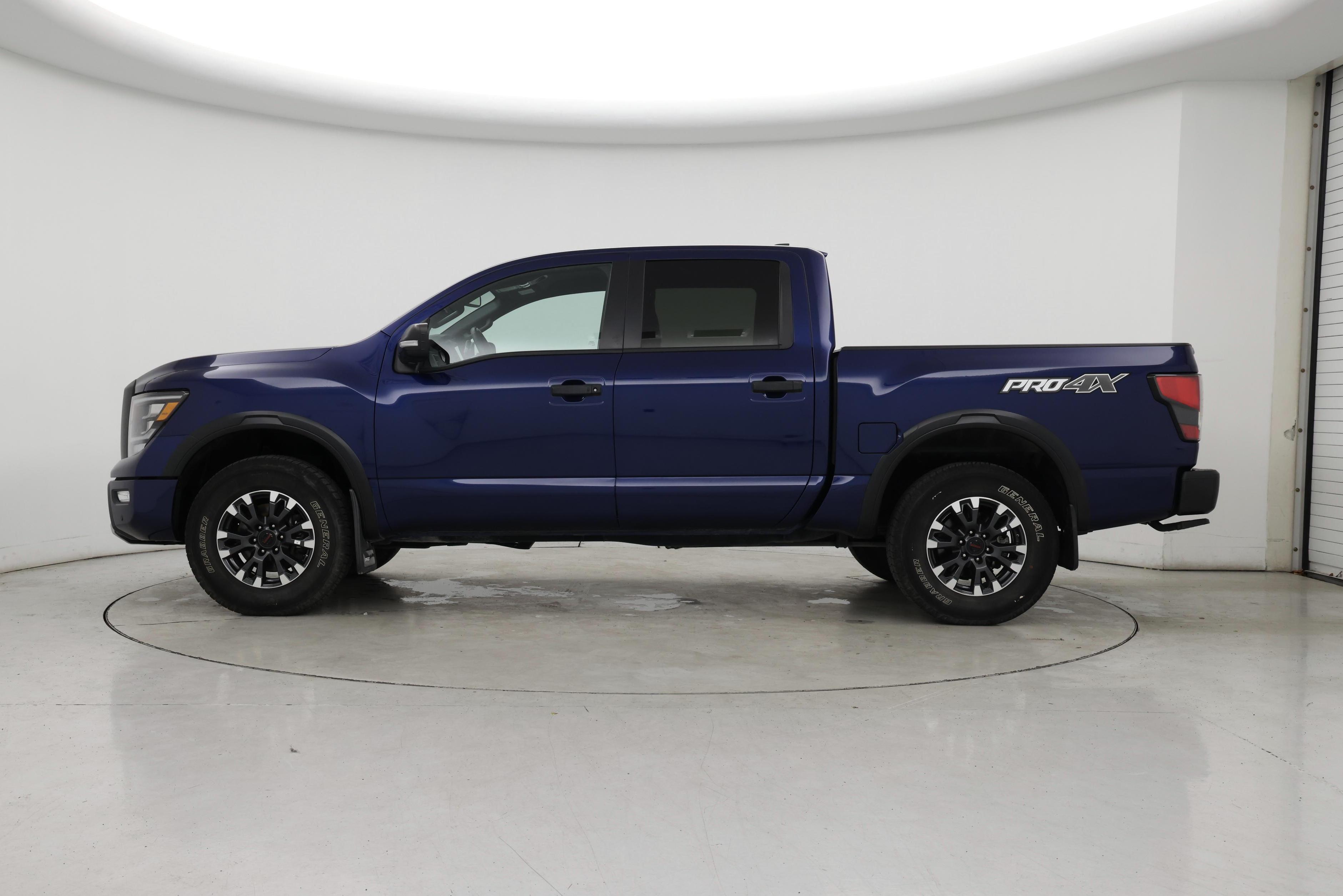 Thumbnail: 2022 Nissan Titan - 3