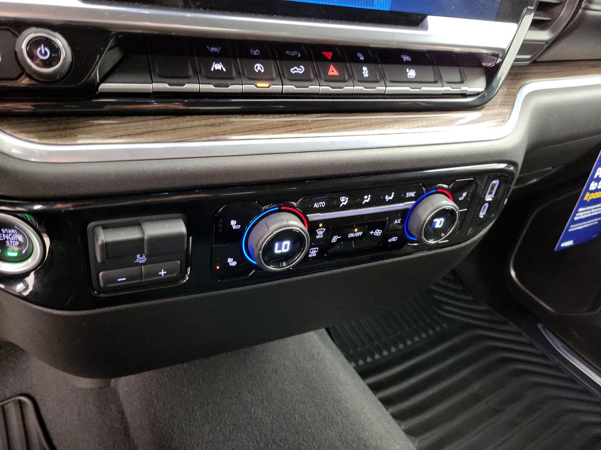 Thumbnail: 2022 Chevrolet Silverado 1500 - 16