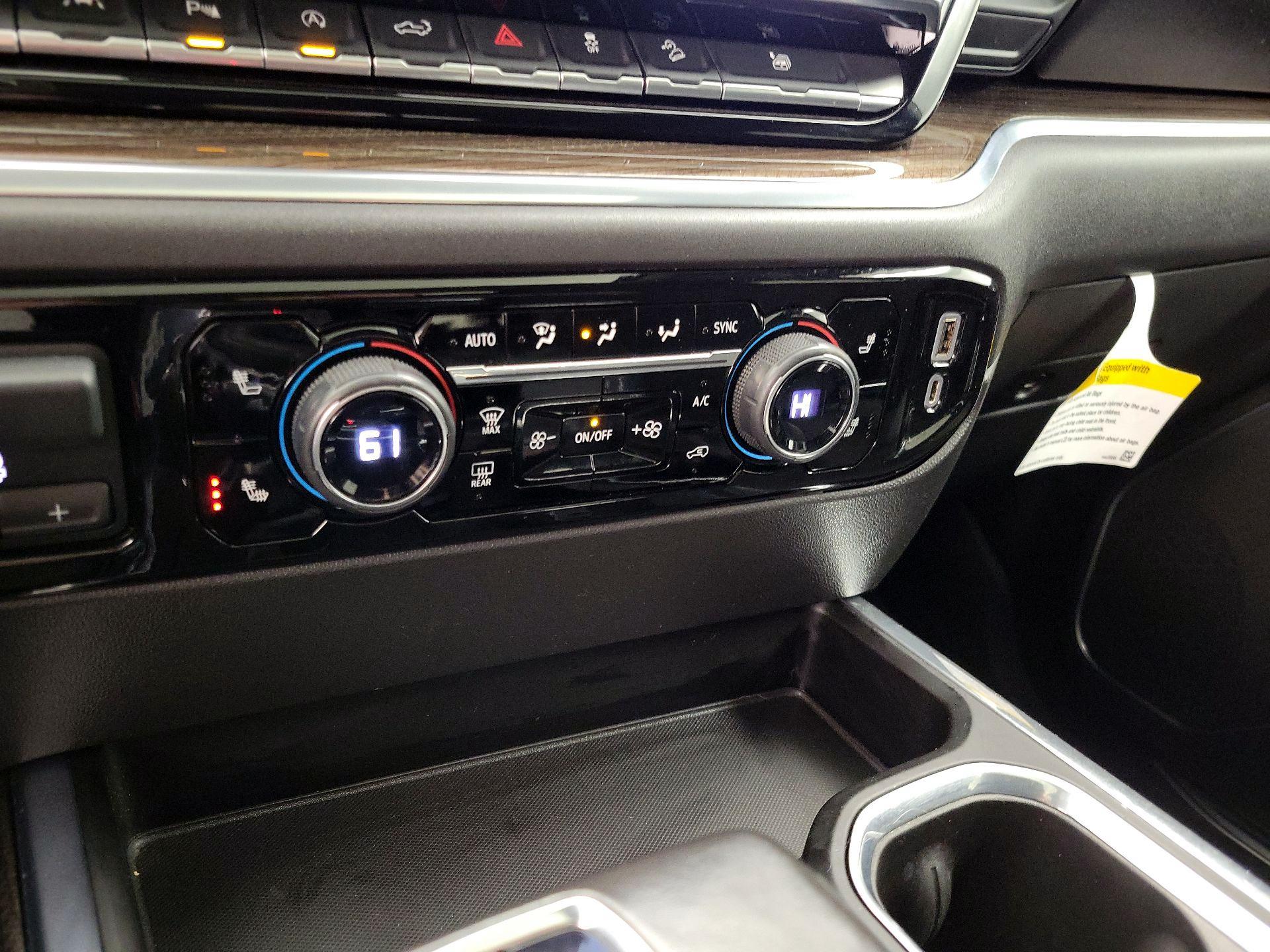 Thumbnail: 2022 Chevrolet Silverado 1500 - 16