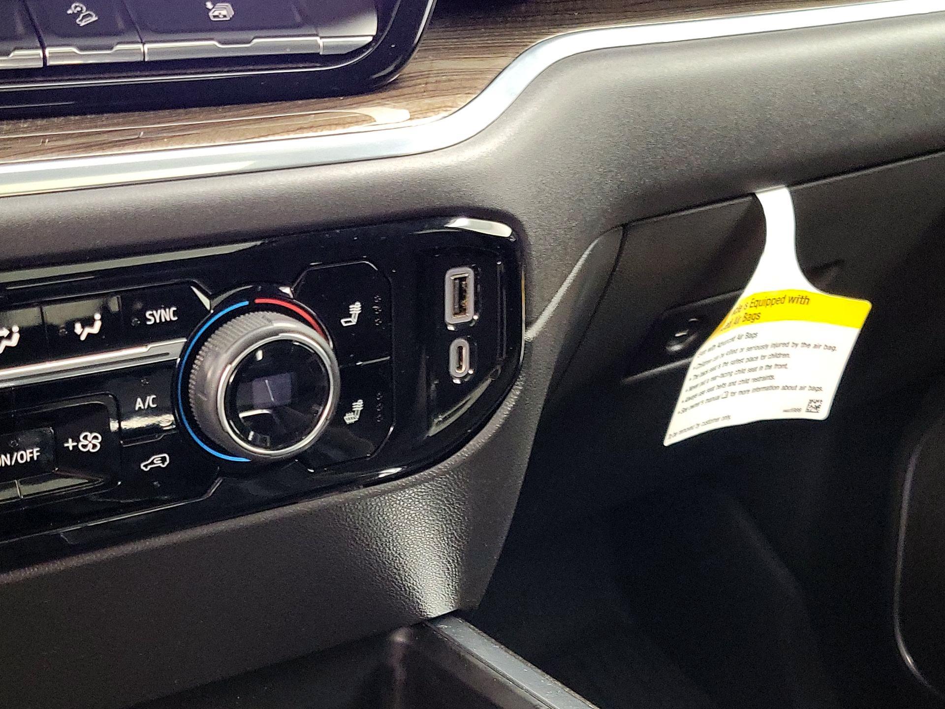 Thumbnail: 2022 Chevrolet Silverado 1500 - 18