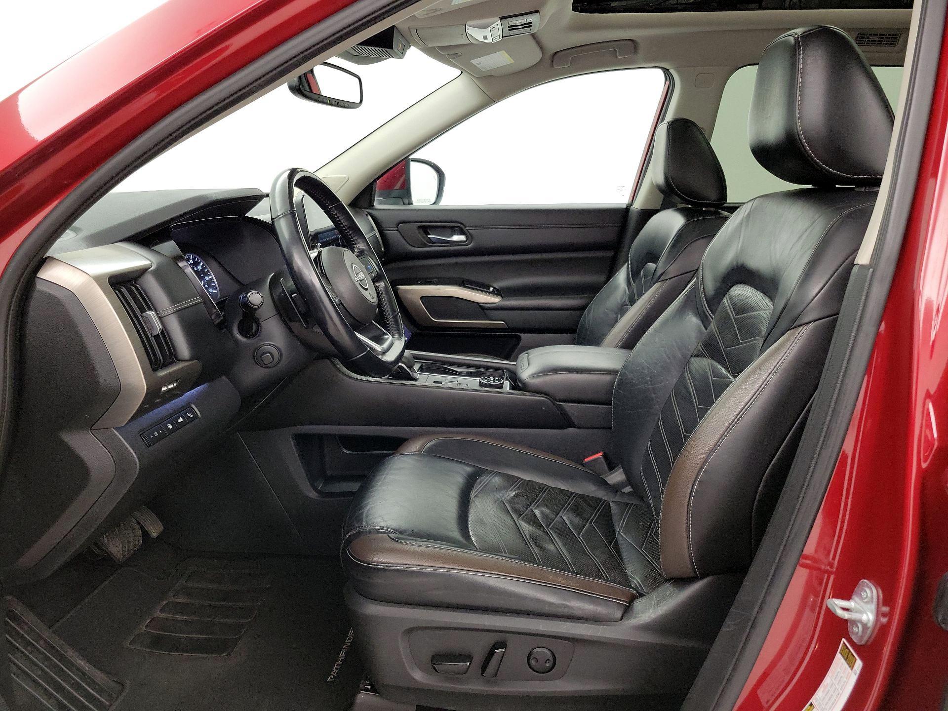 Thumbnail: 2022 Nissan Pathfinder - 11