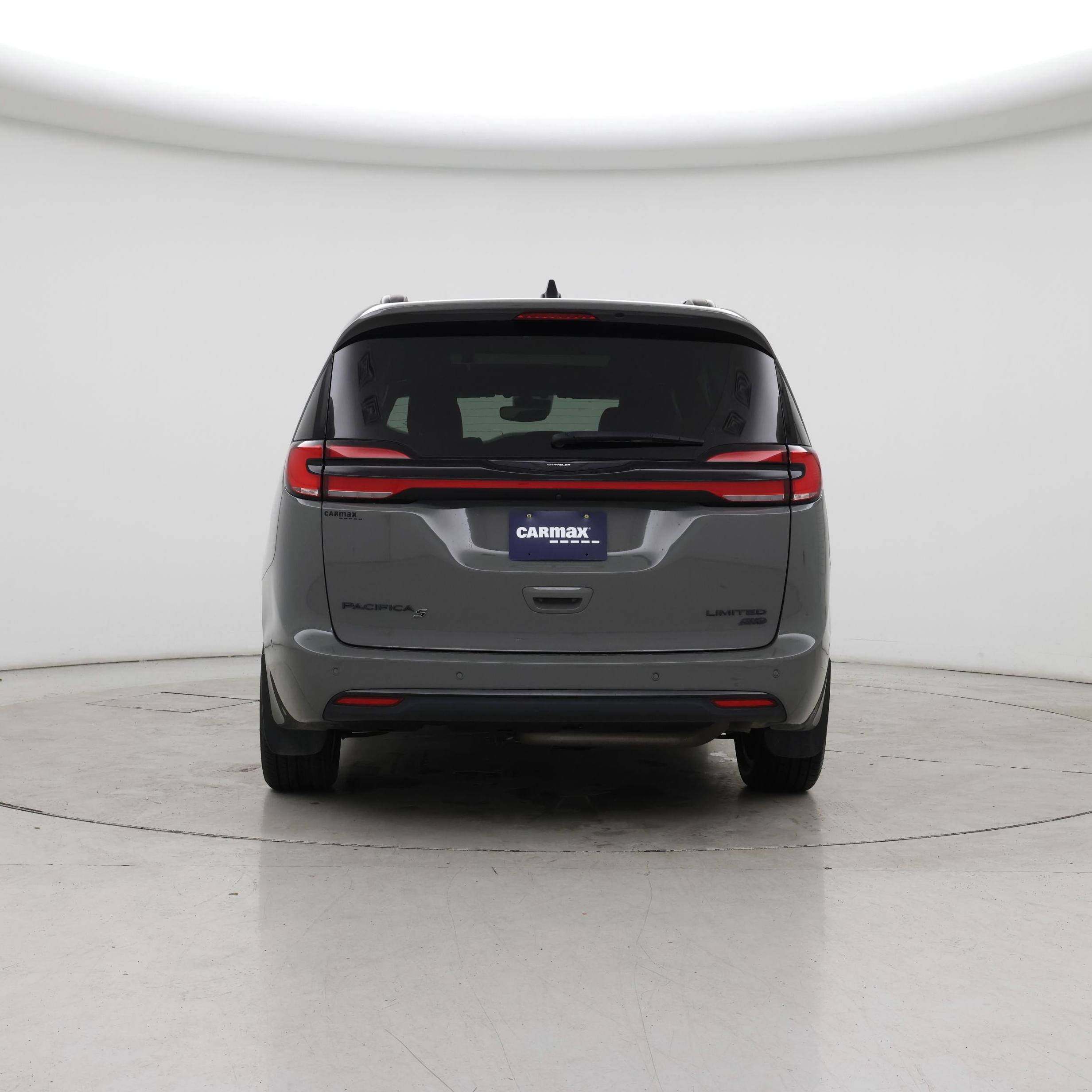 Thumbnail: 2023 Chrysler Pacifica - 6