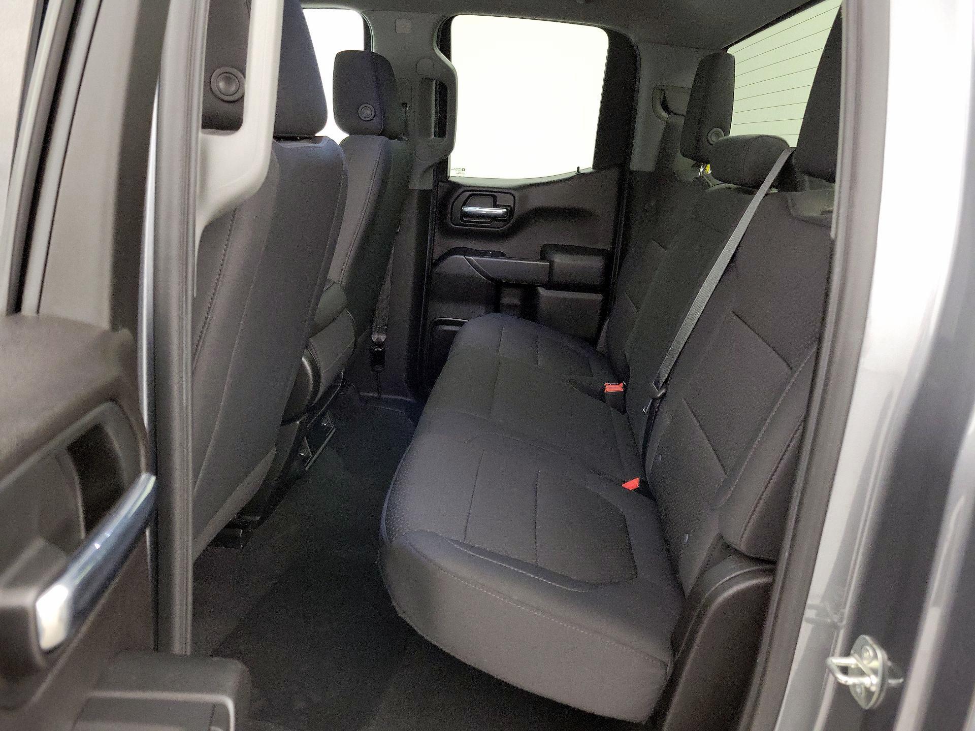 Thumbnail: 2020 Chevrolet Silverado 1500 - 19